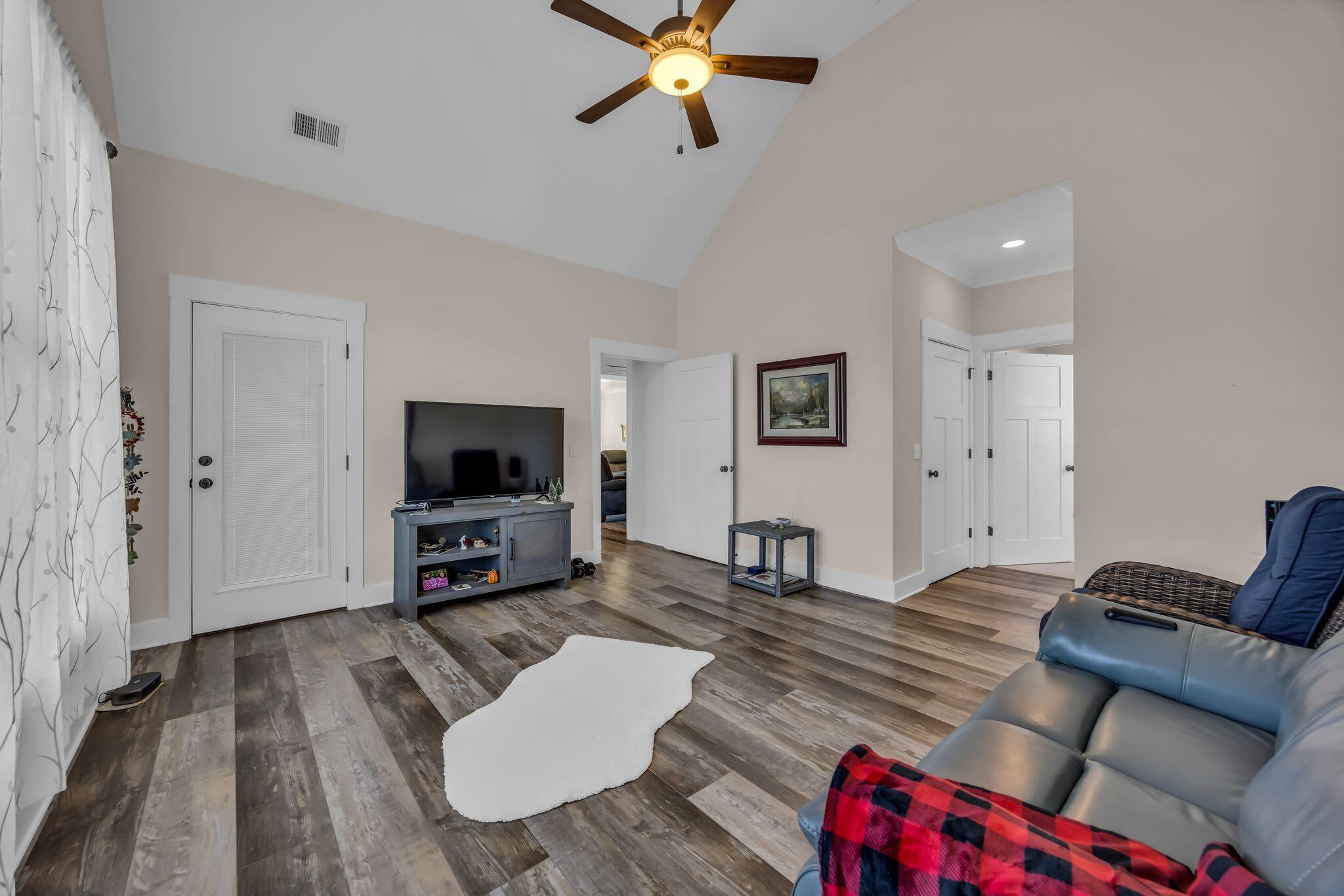 163 Autumn Wind Drive SW
