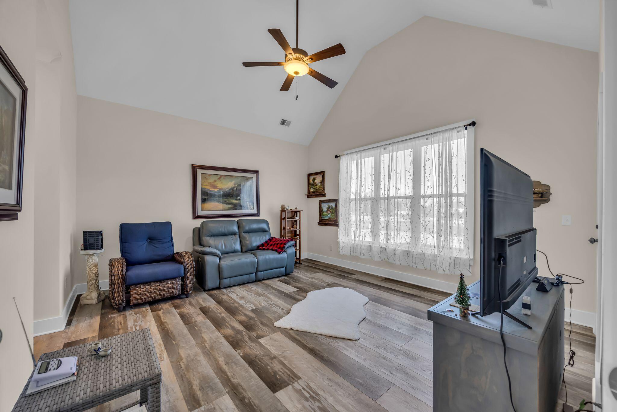 163 Autumn Wind Drive SW