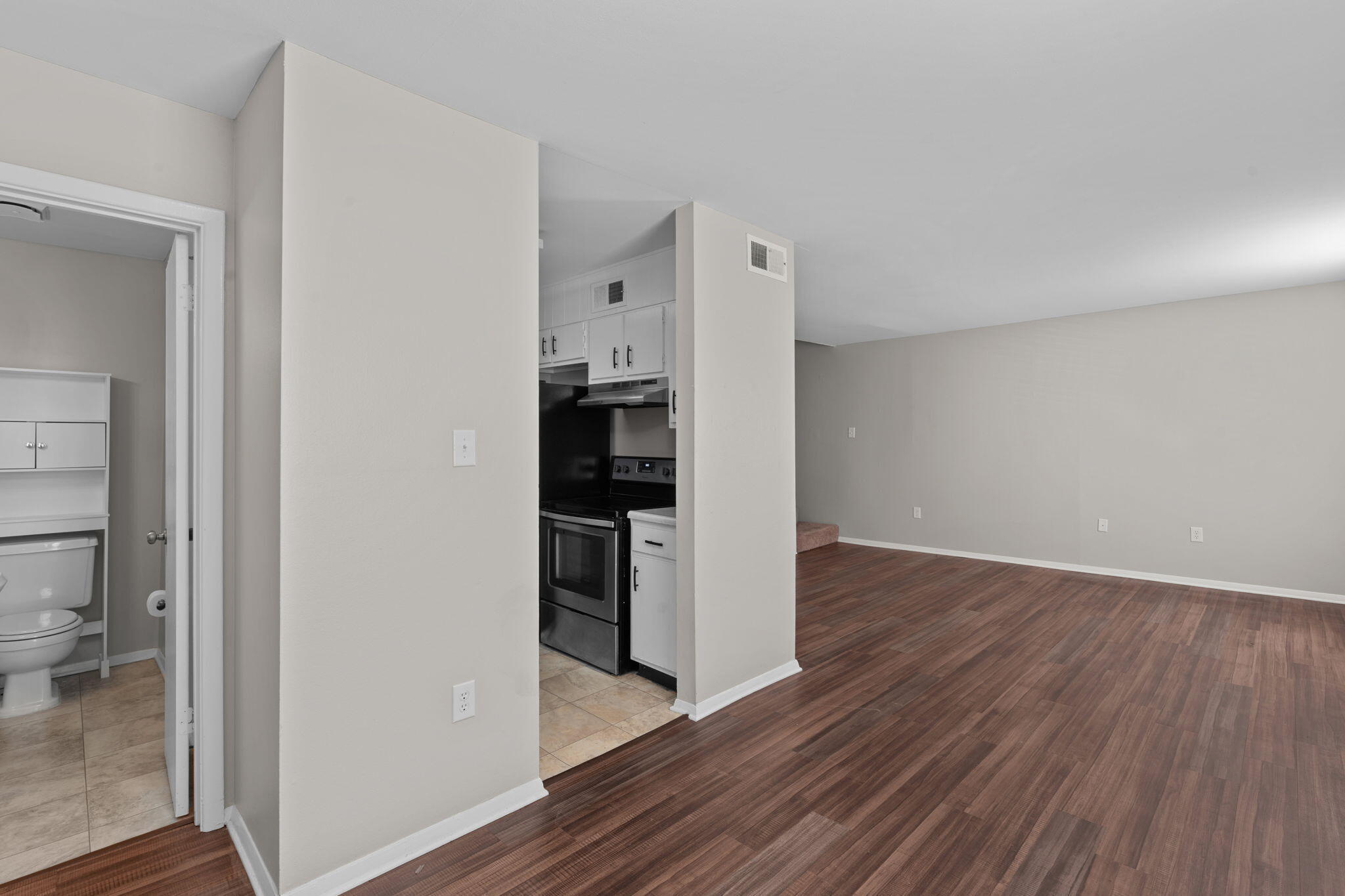 900 Mountain Creek Road, K140
