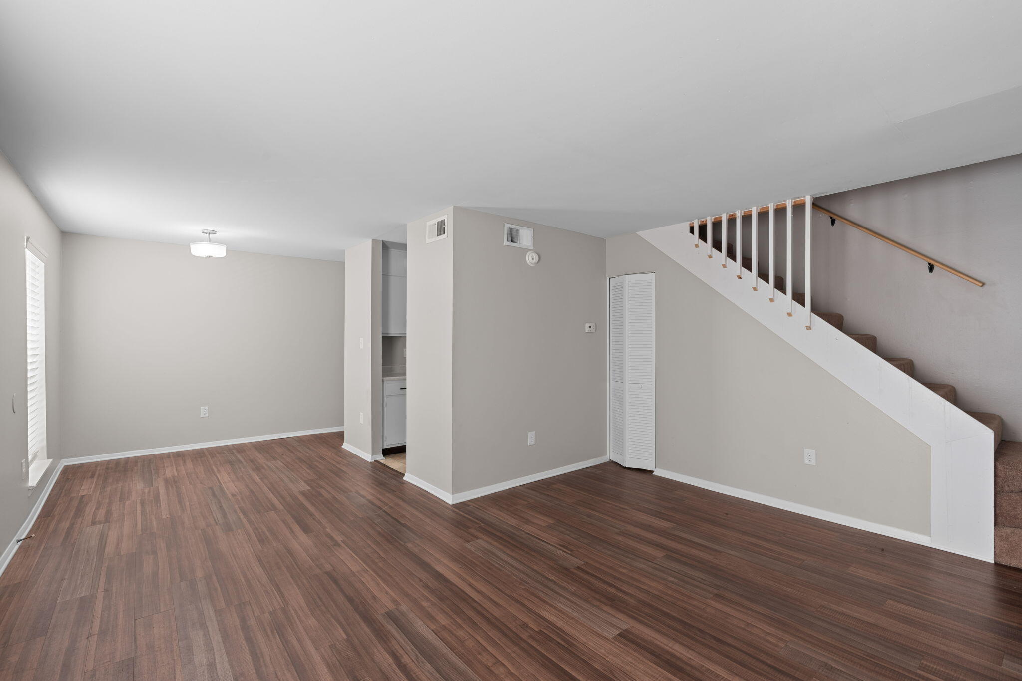 900 Mountain Creek Road, K140