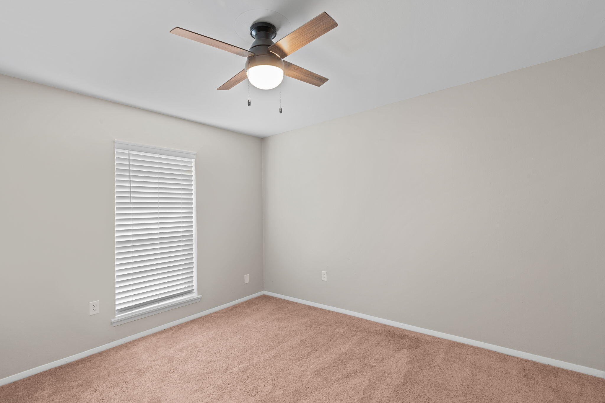 900 Mountain Creek Road, K140