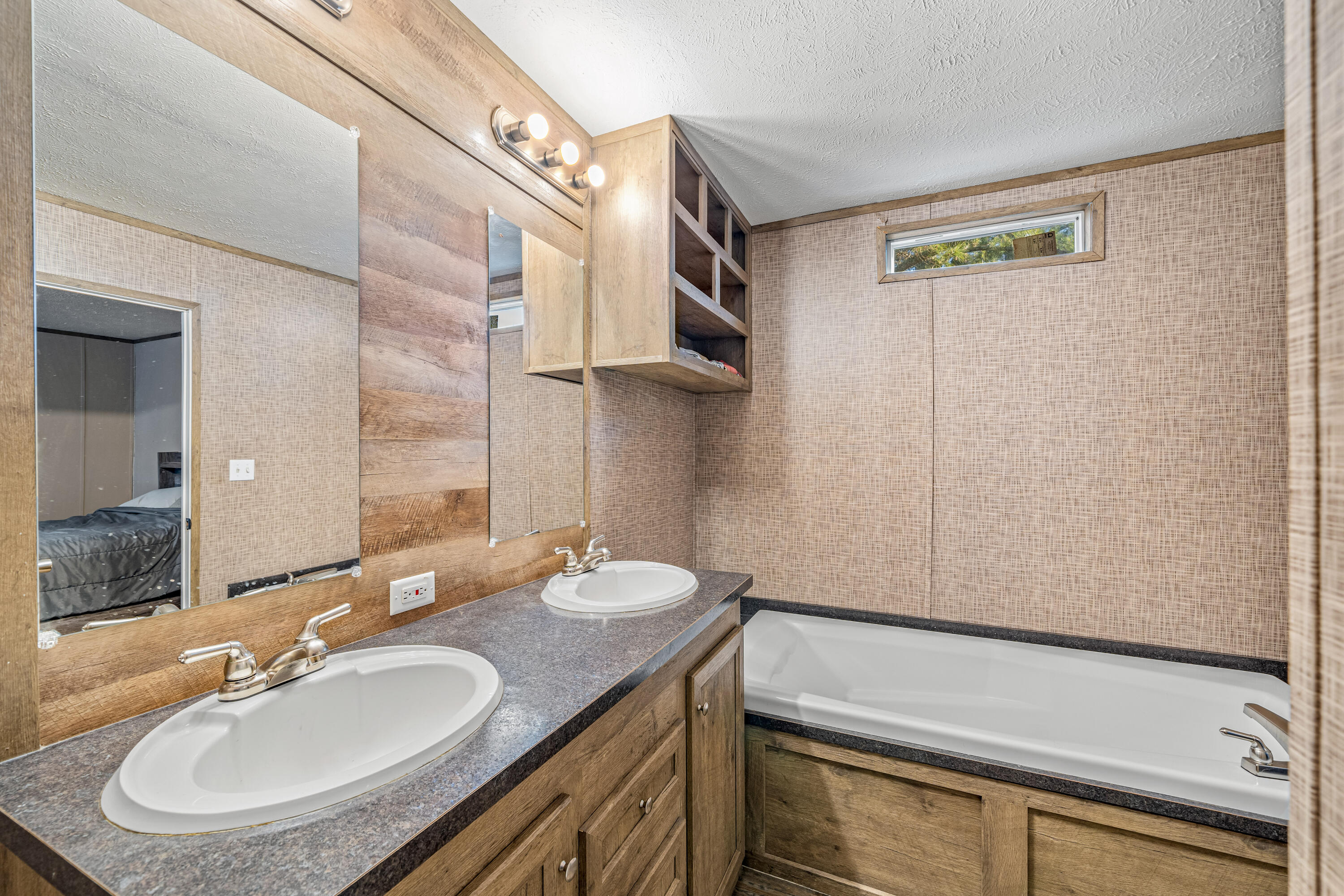 2437 County Road 83