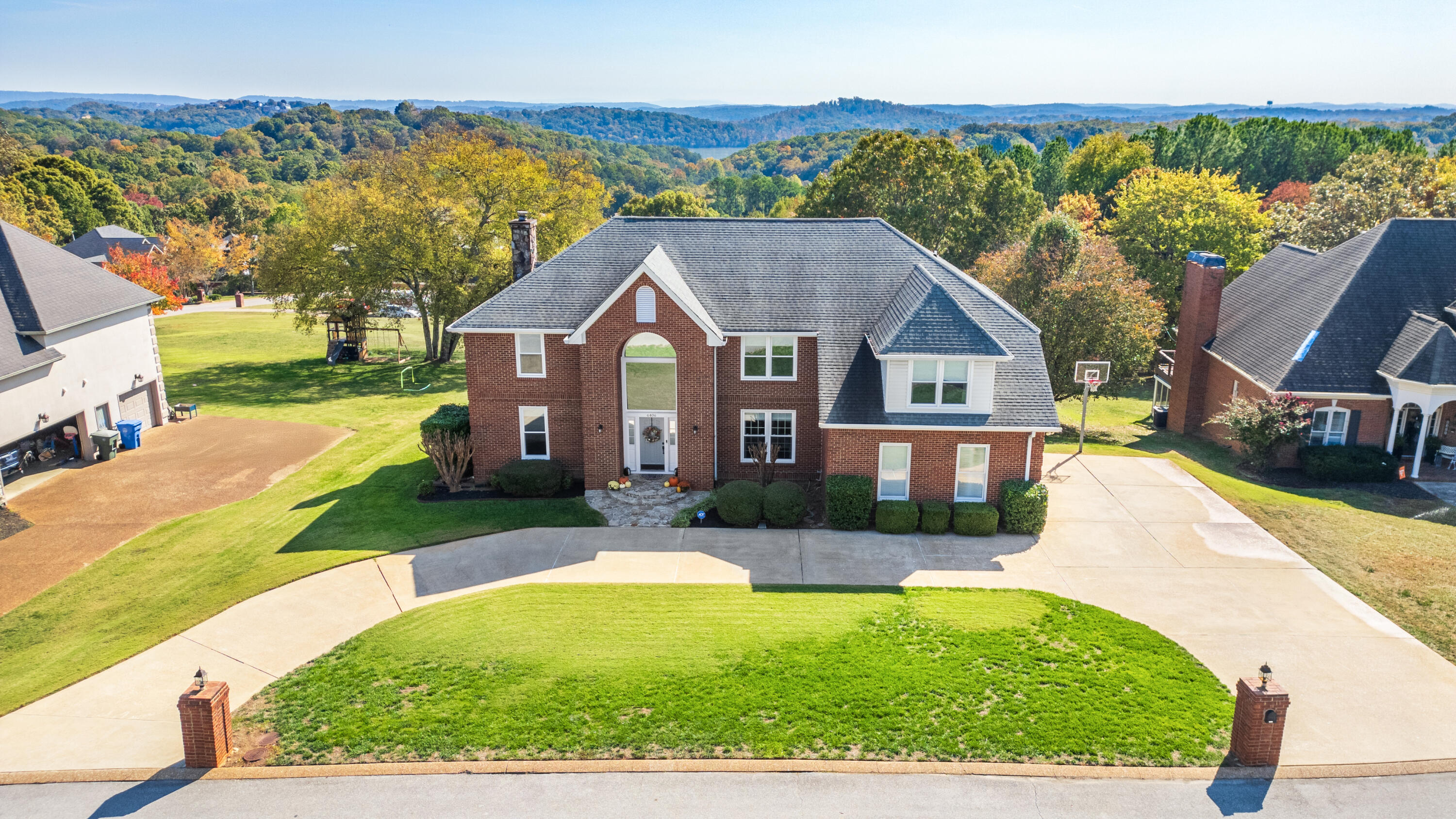 6406 Cove Pointe Lane