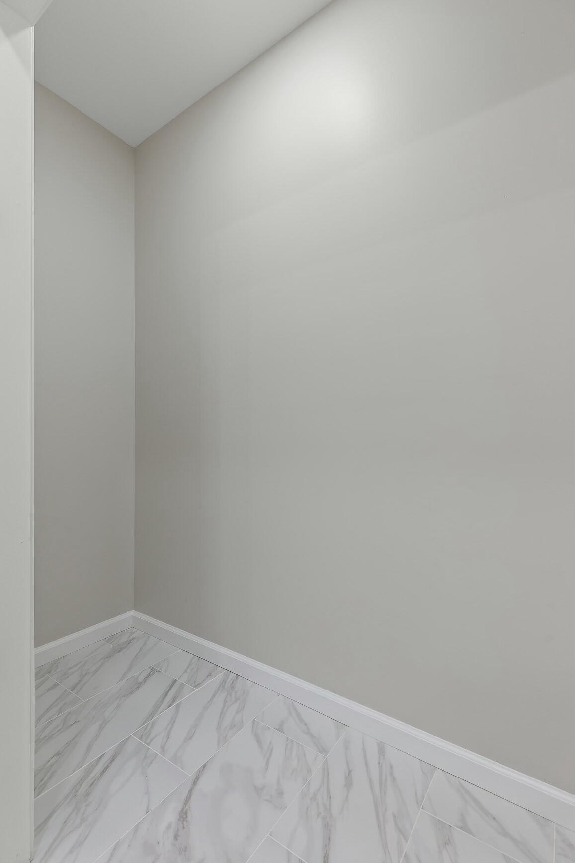 2 Lynn Garden Road