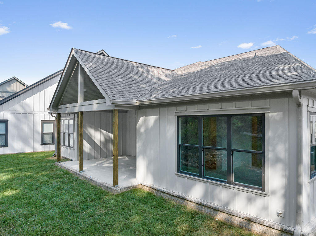4762 Amethyst Road, 911