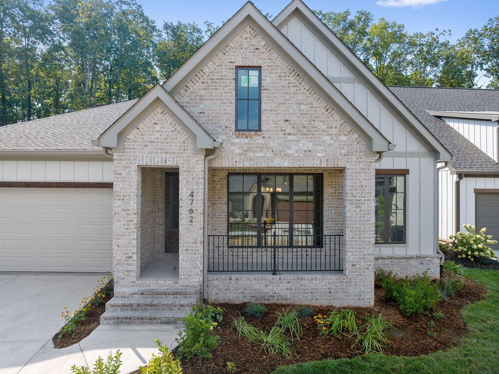 4762 Amethyst Road, 911