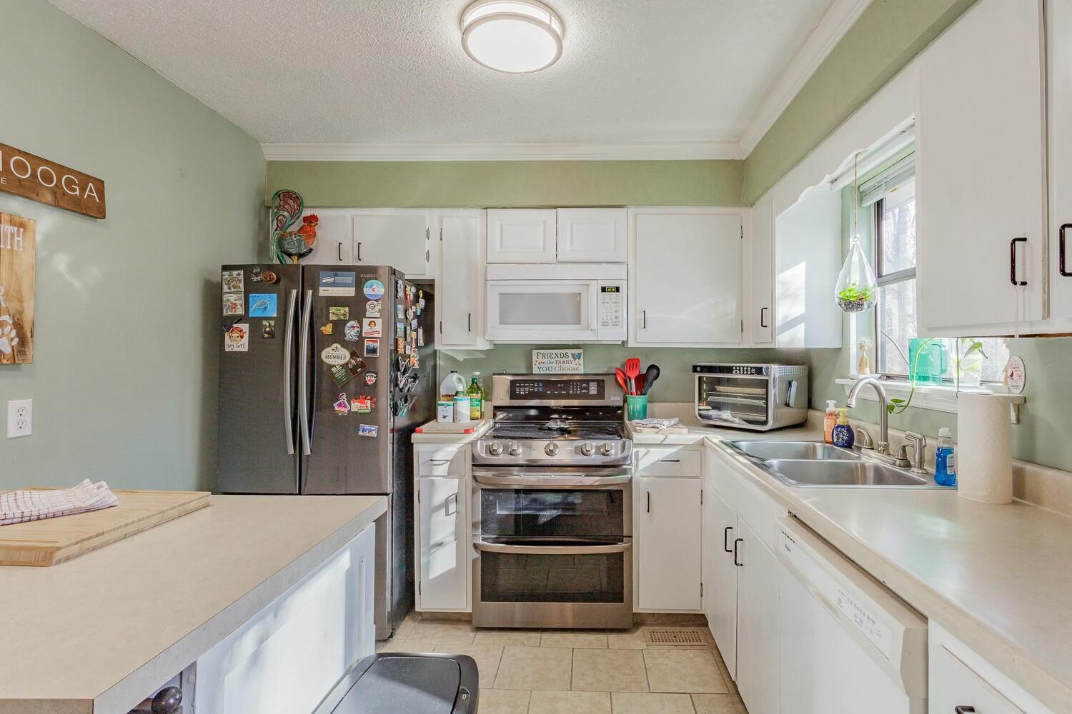 7620 Noah Reid Road