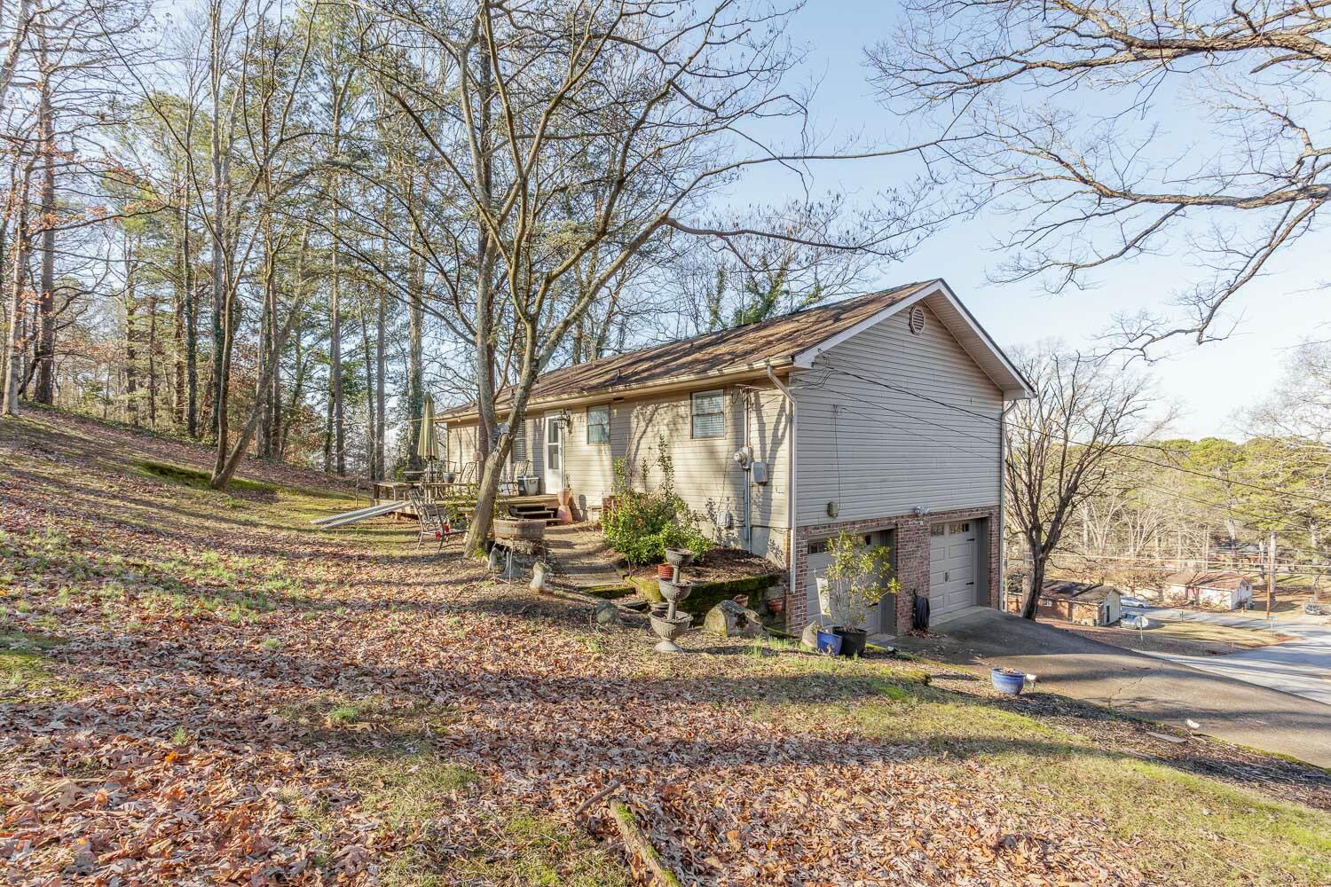 7620 Noah Reid Road