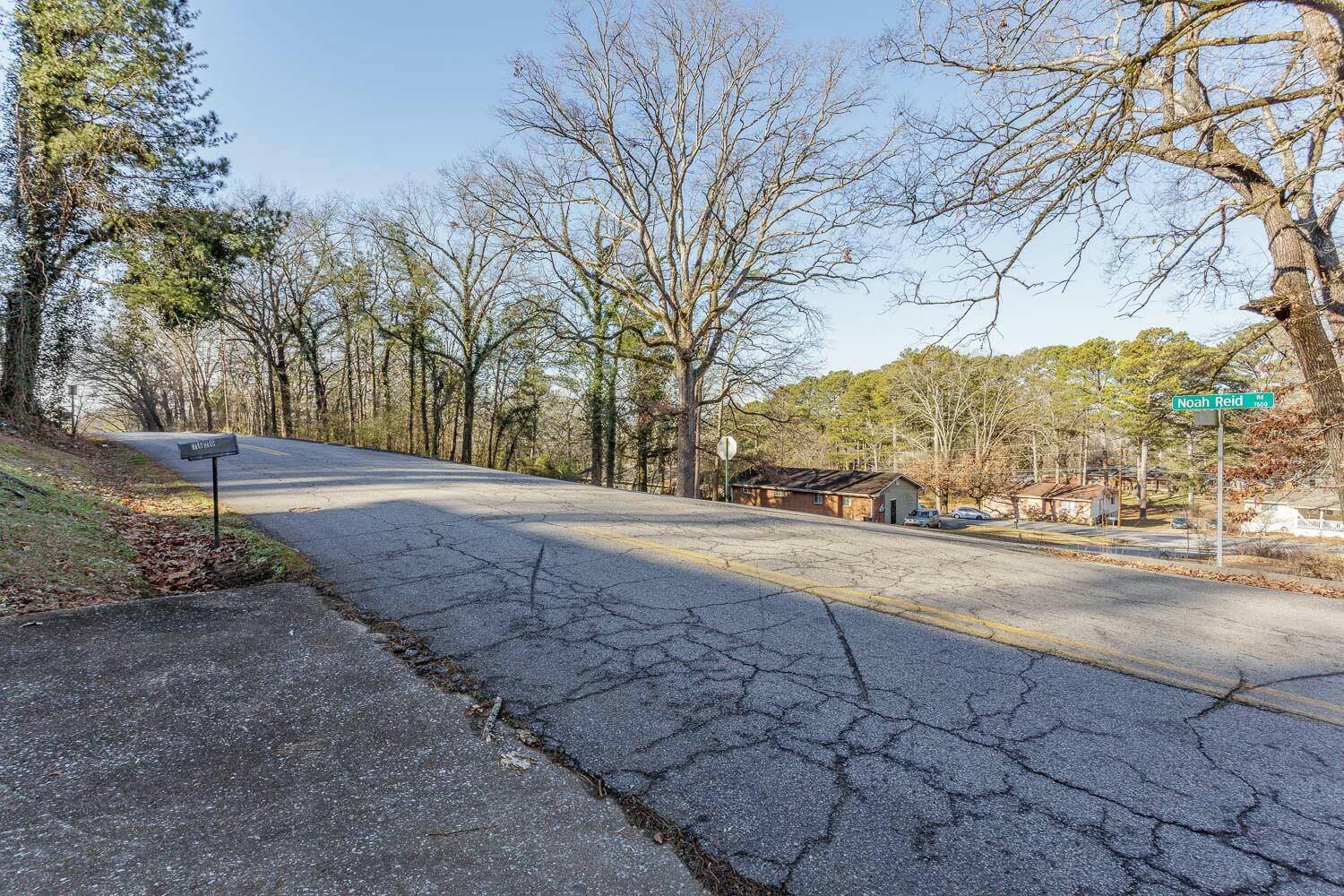 7620 Noah Reid Road