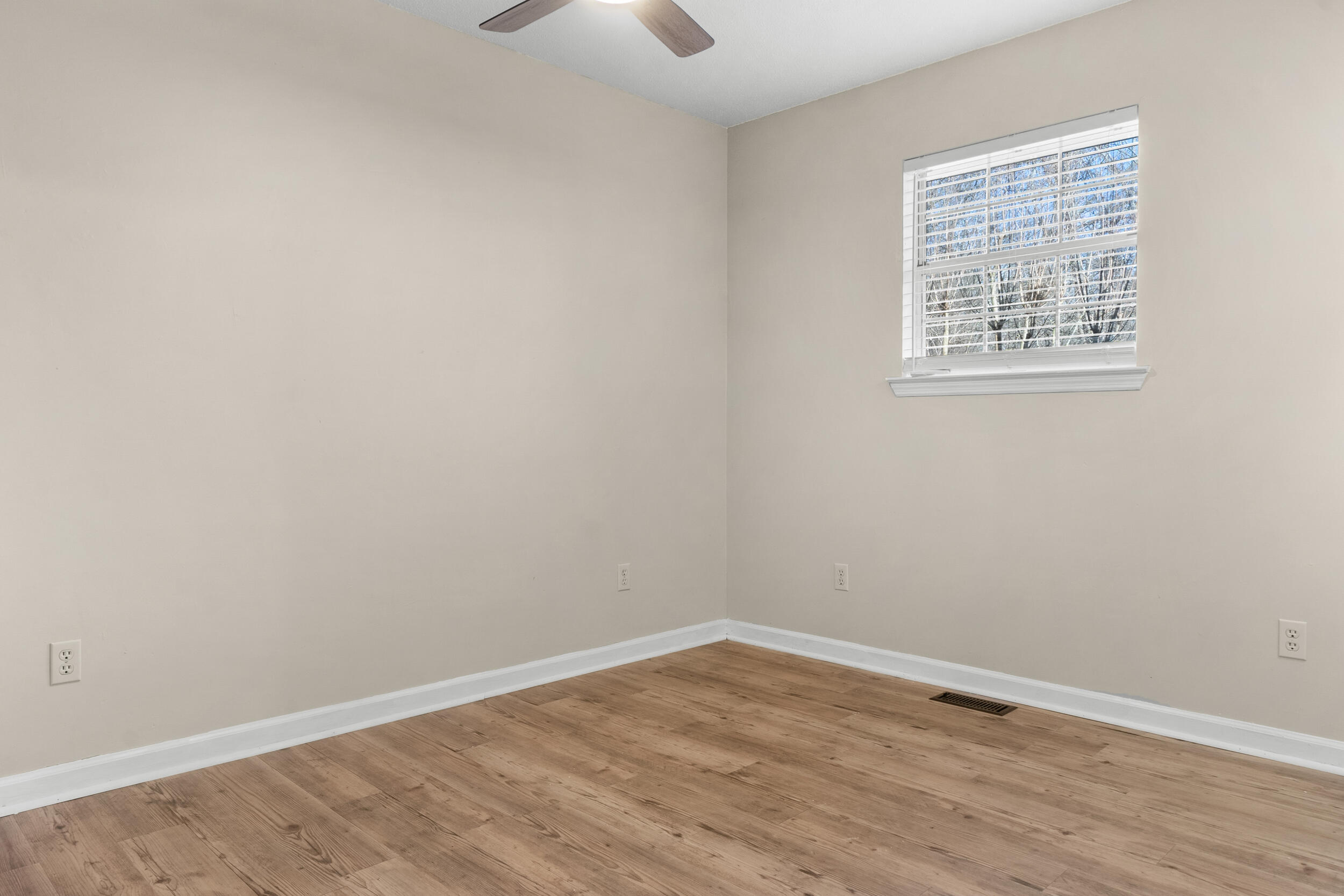 377 Smoketree Circle