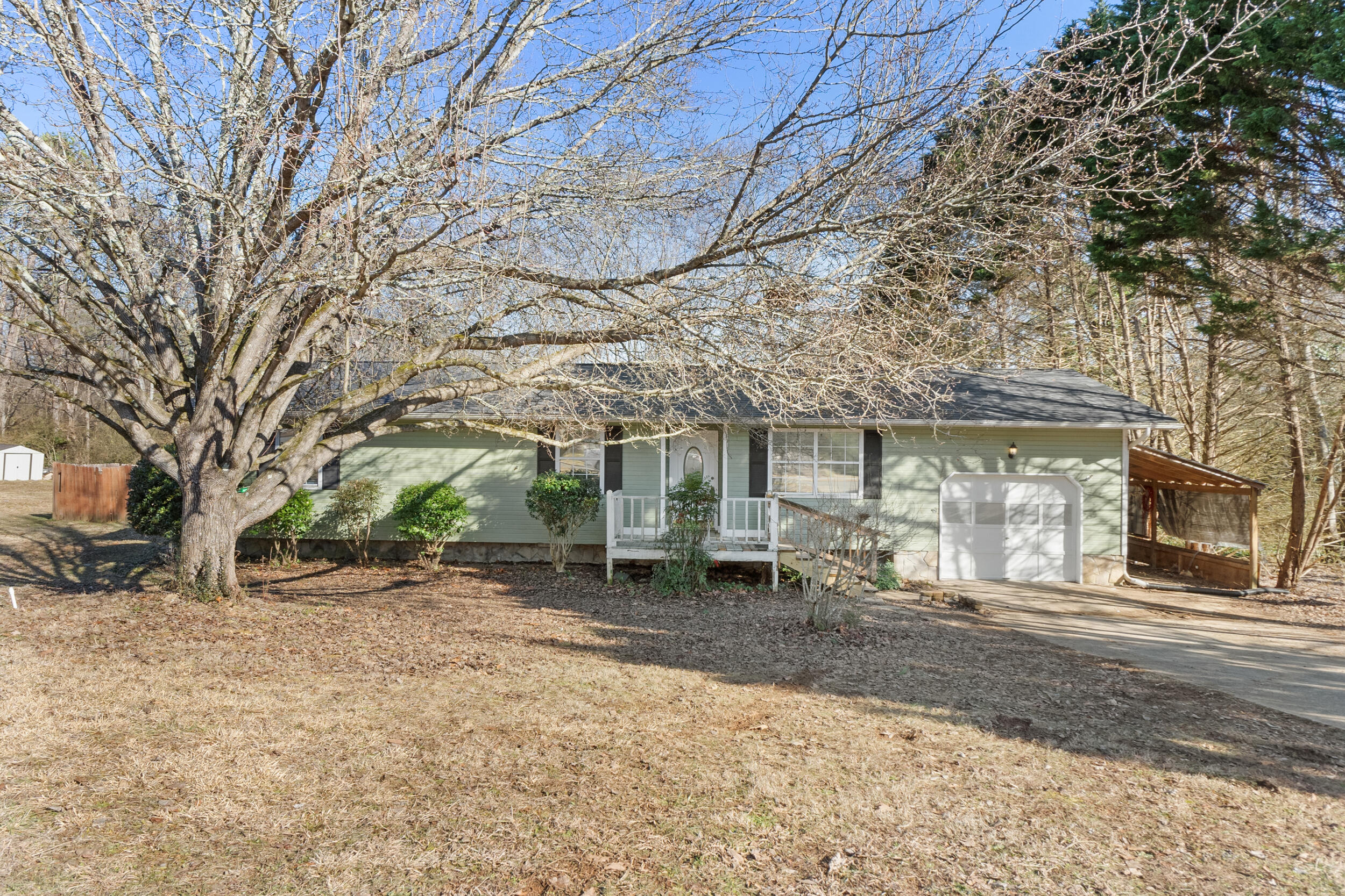 377 Smoketree Circle