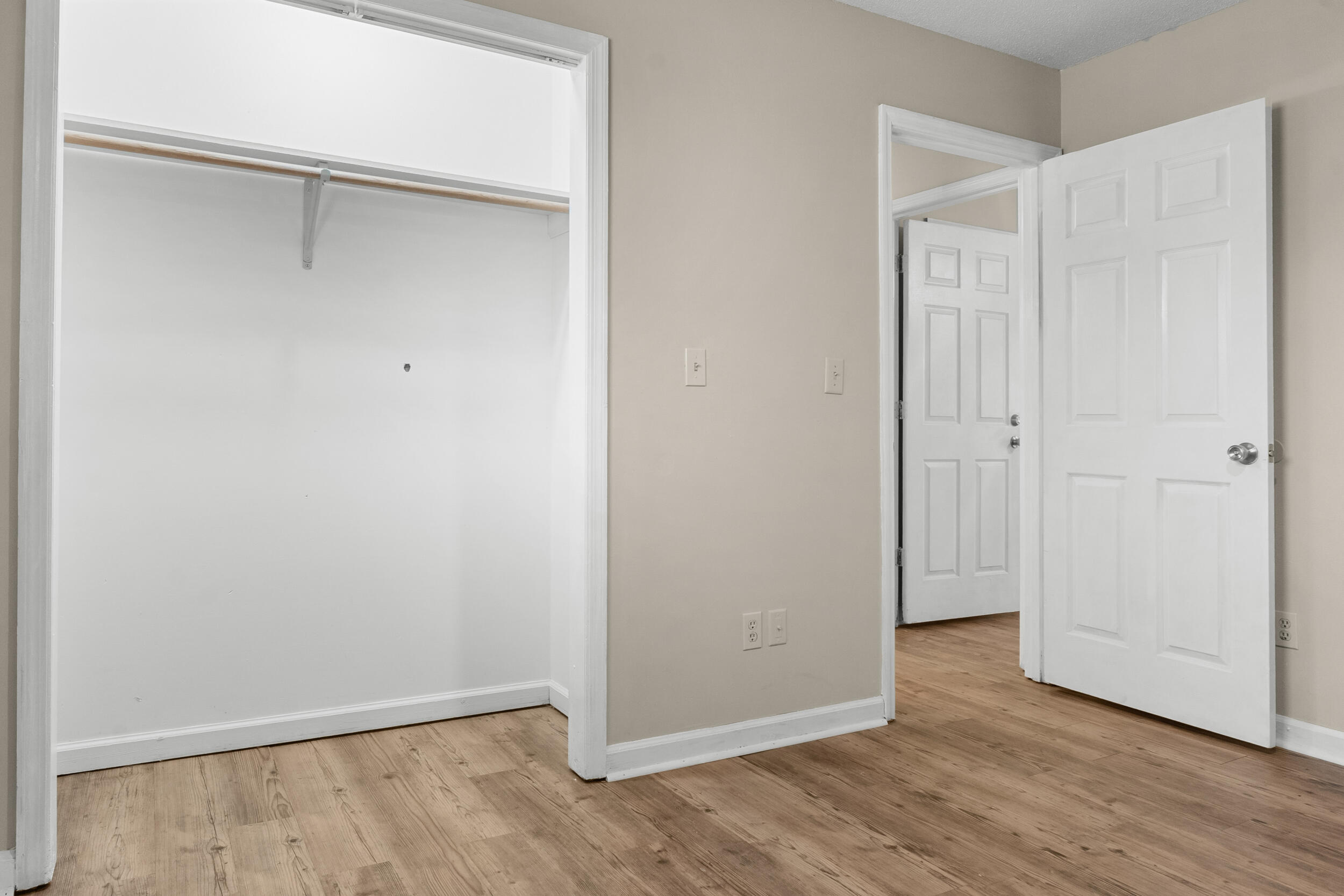 377 Smoketree Circle