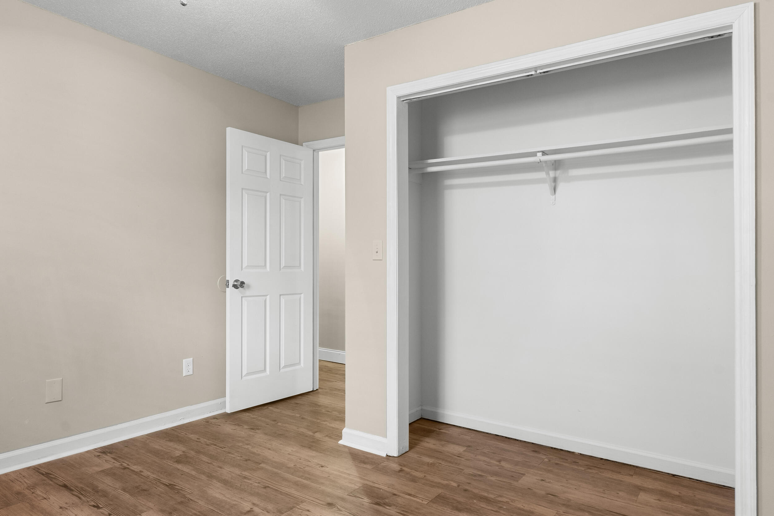 377 Smoketree Circle
