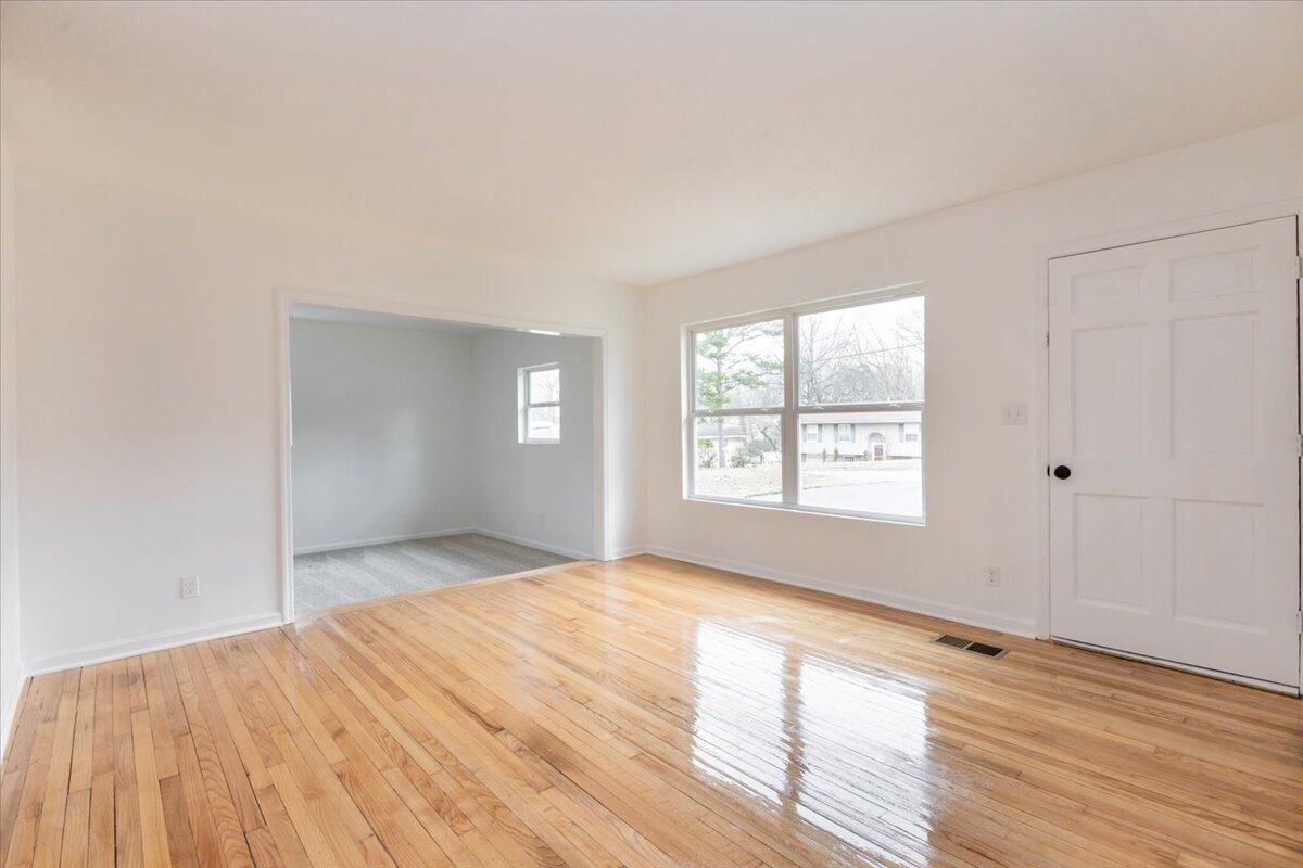 9191 Wood Lane