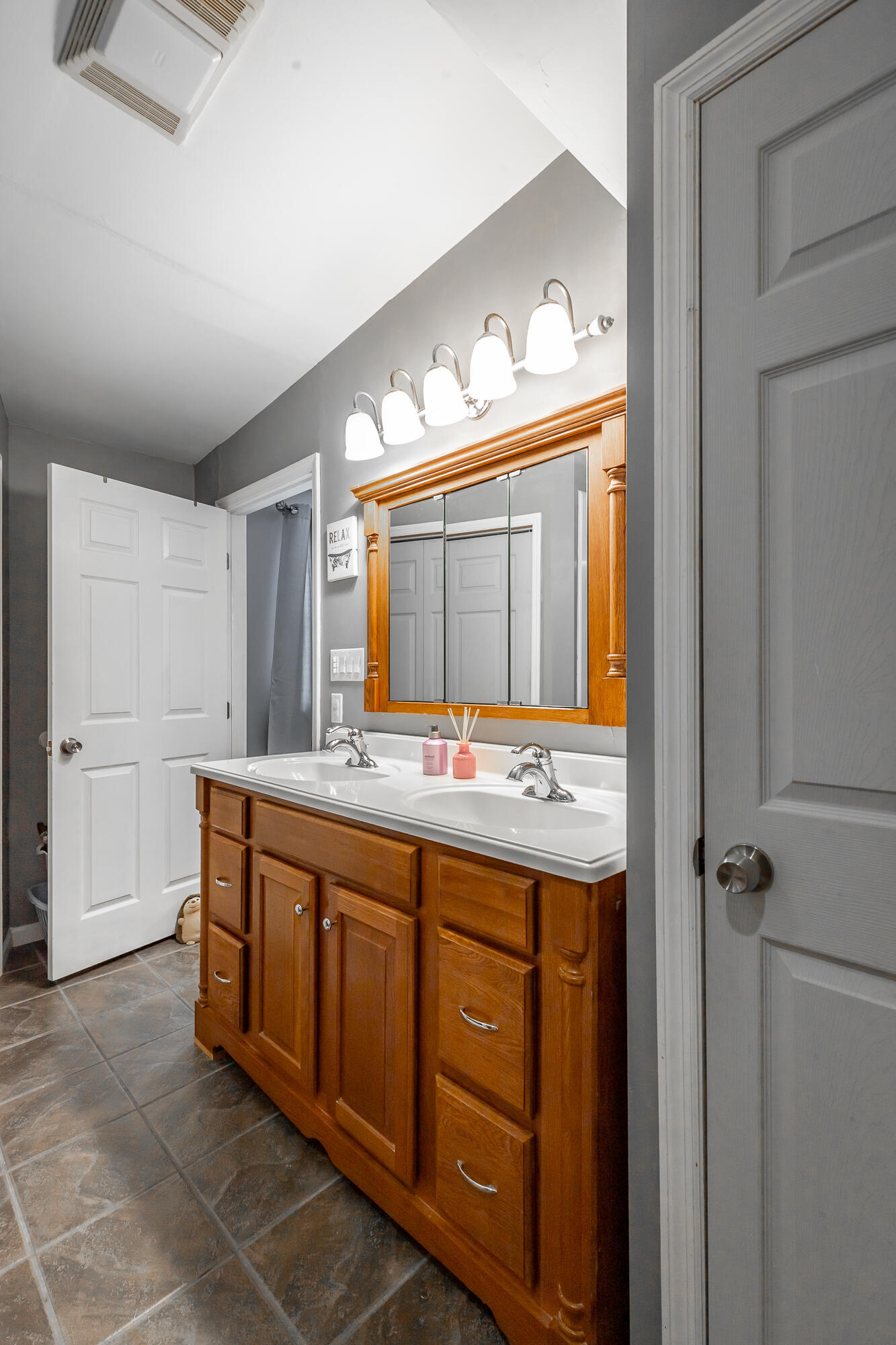 2705 Shepherd View Drive