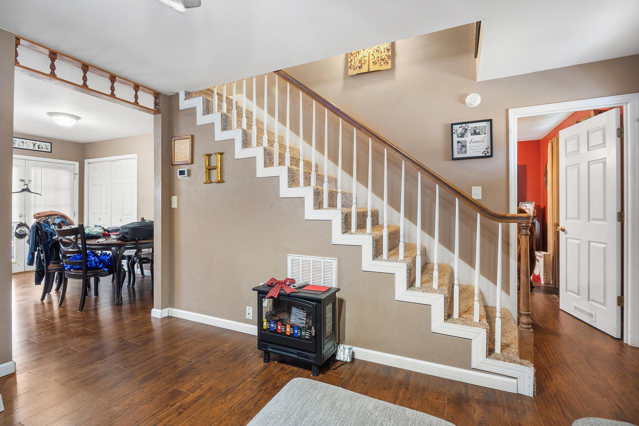 369 Old Kinser Road SE