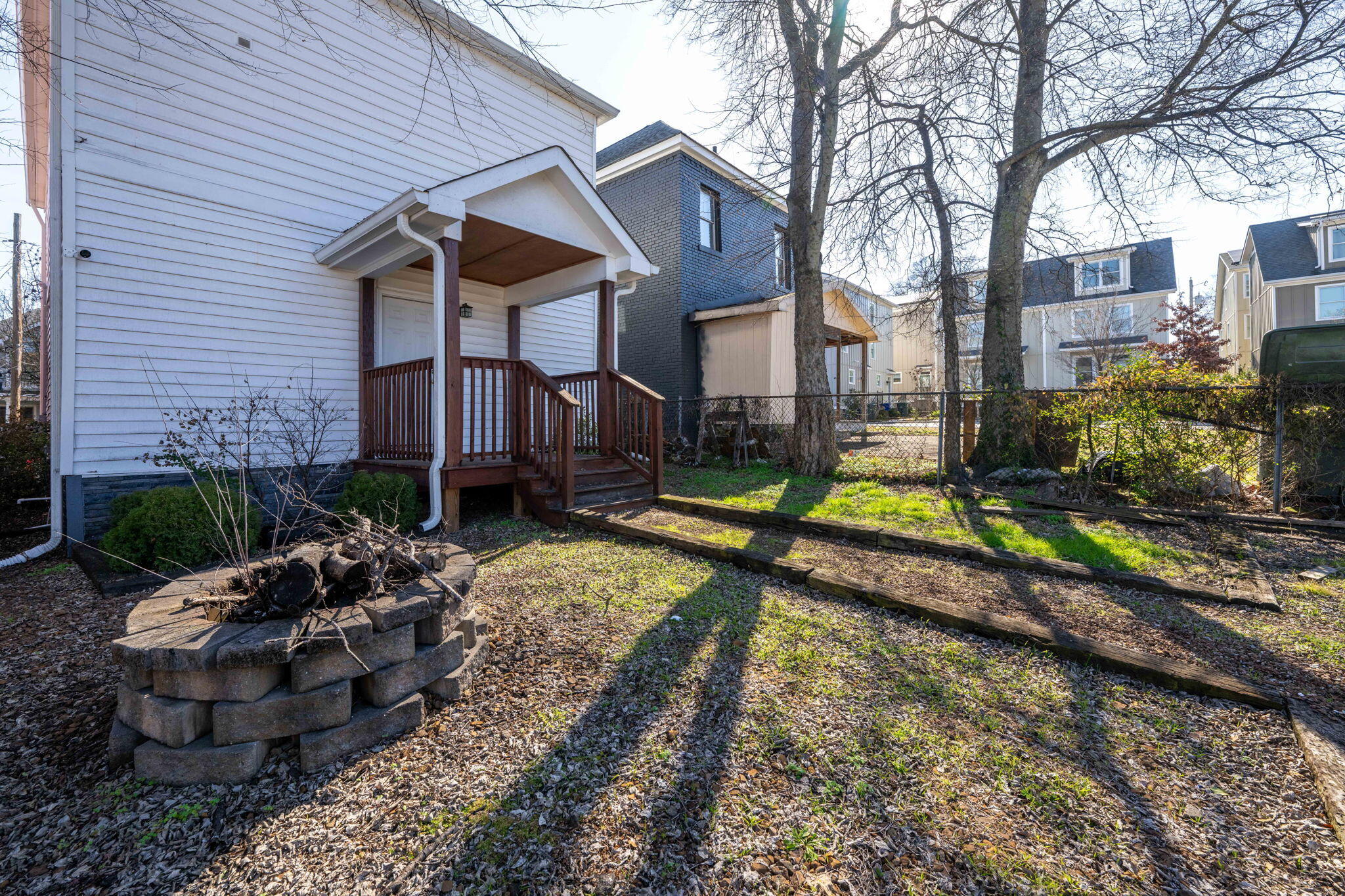 807 Fairview Avenue
