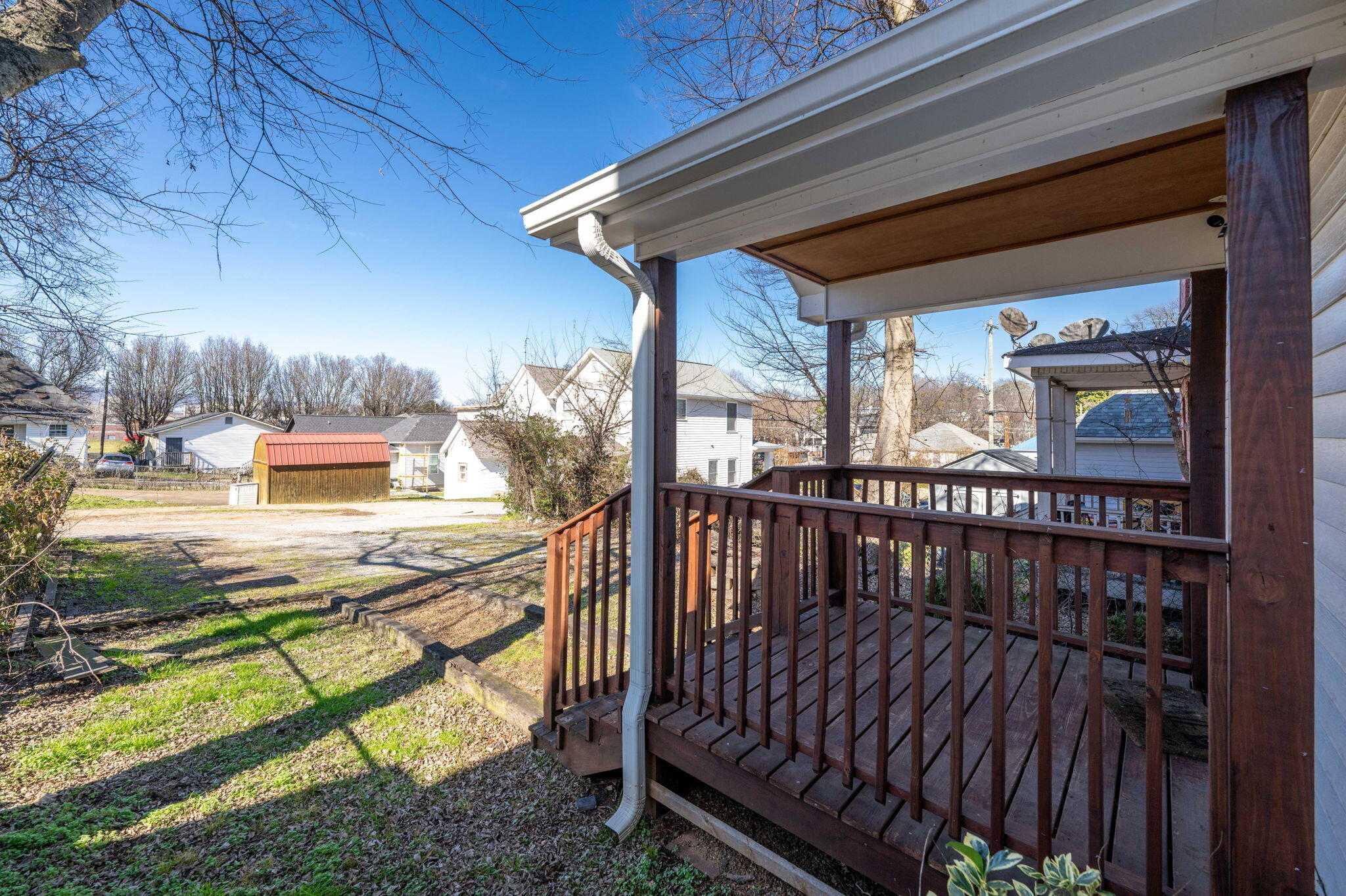 807 Fairview Avenue