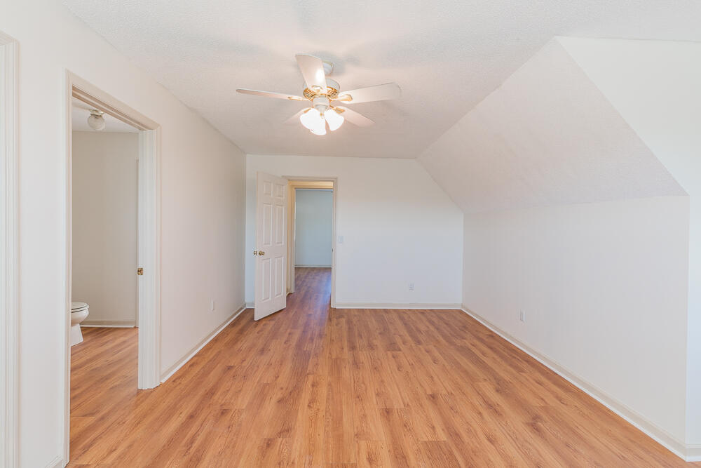 17 Pebblestone Drive