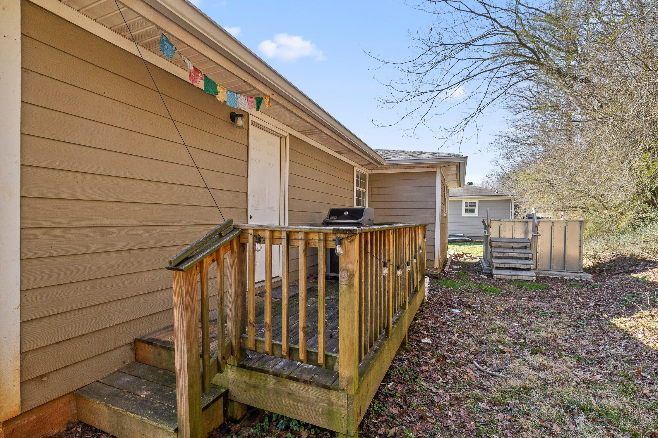 519 Lullwater Road