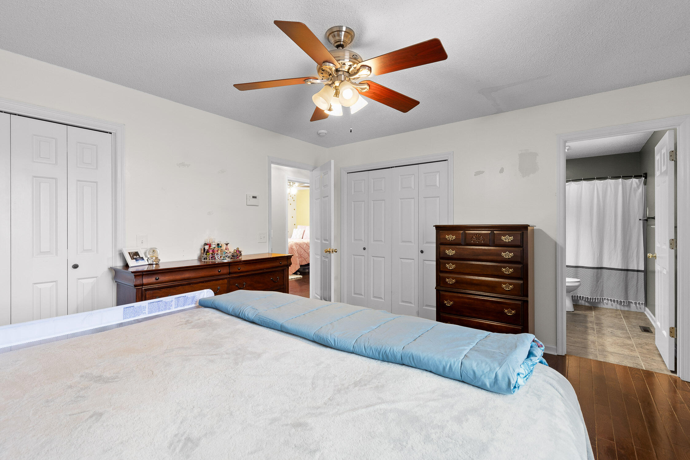 5111 Hunter Village Drive