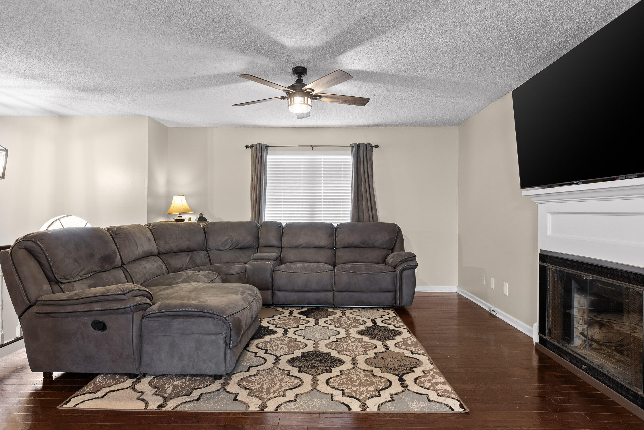 5111 Hunter Village Drive