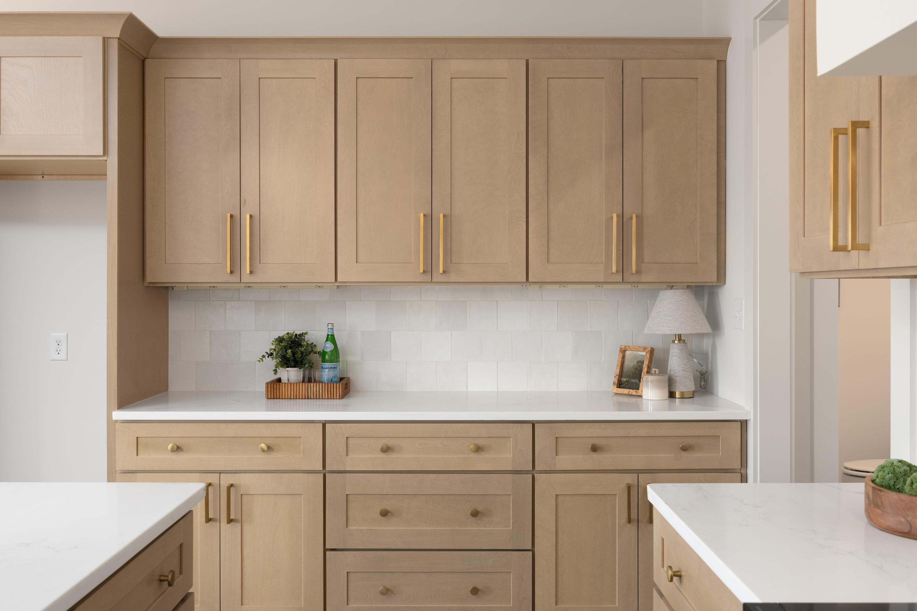 6533 Dharma Loop, 129