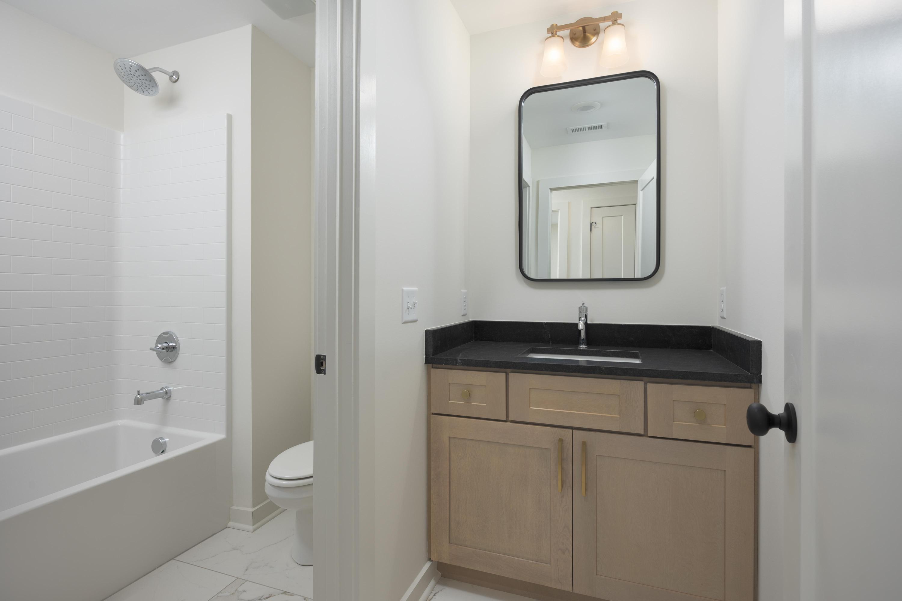 6533 Dharma Loop, 129