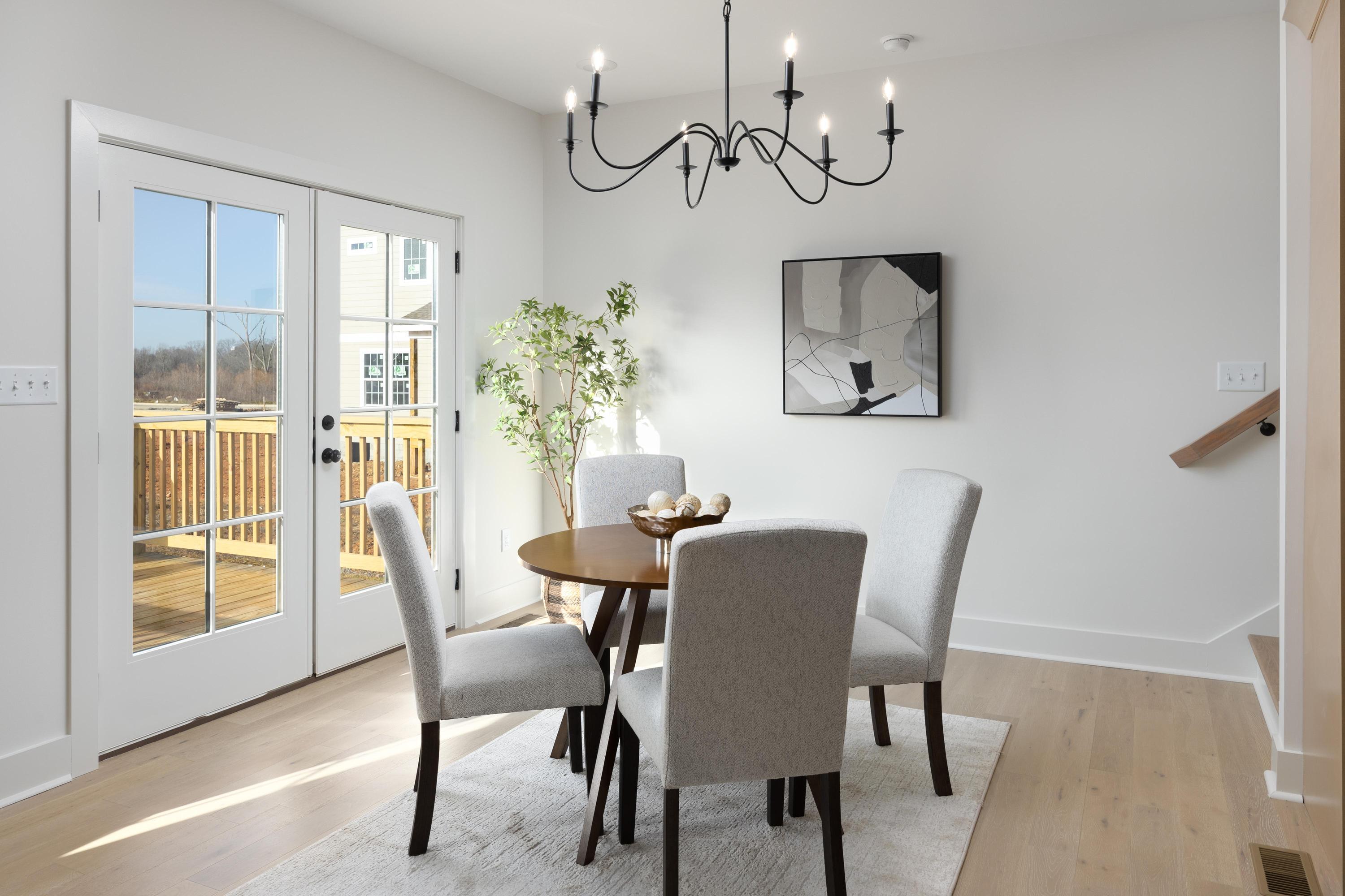 6533 Dharma Loop, 129
