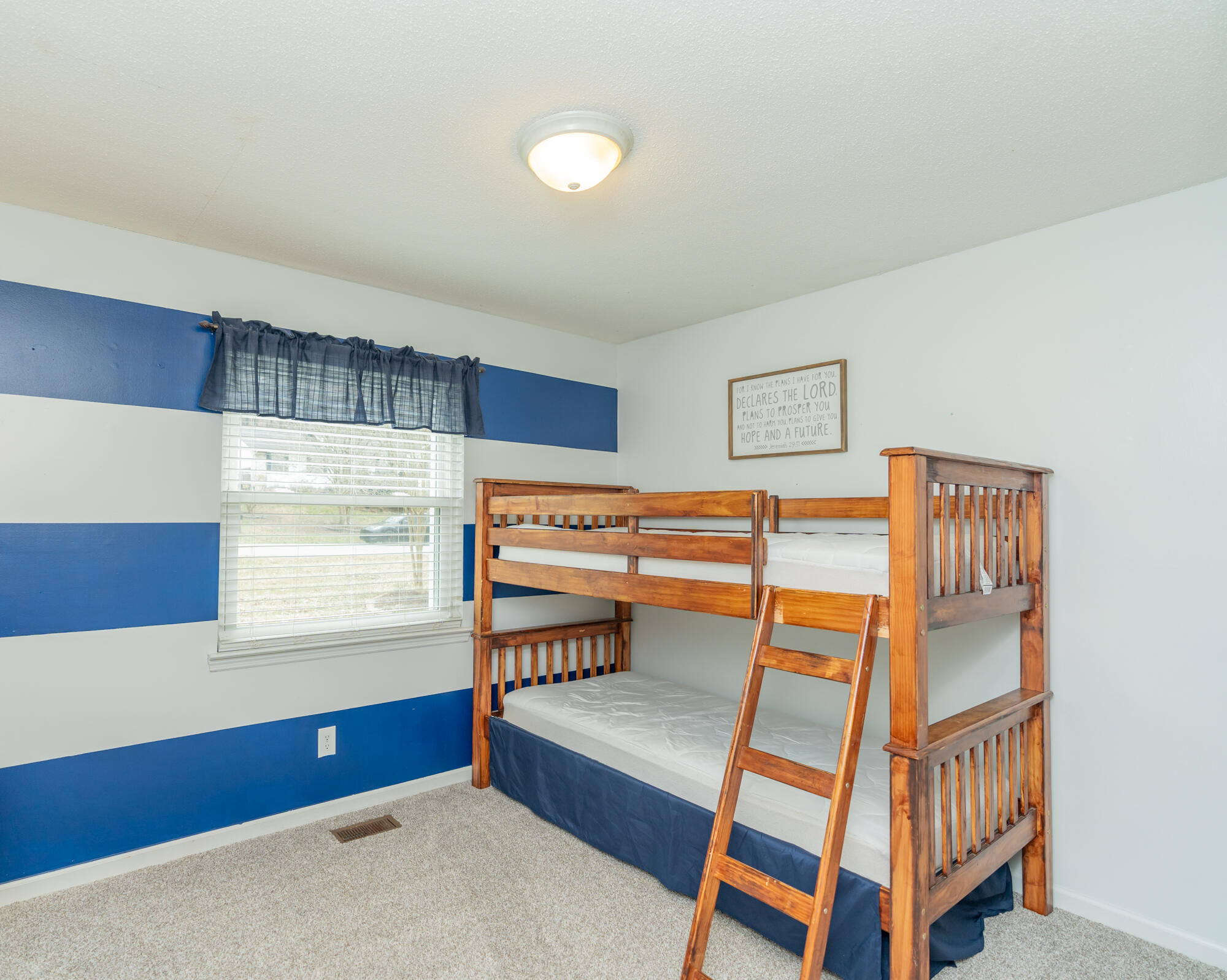 2509 Woodthrush Drive
