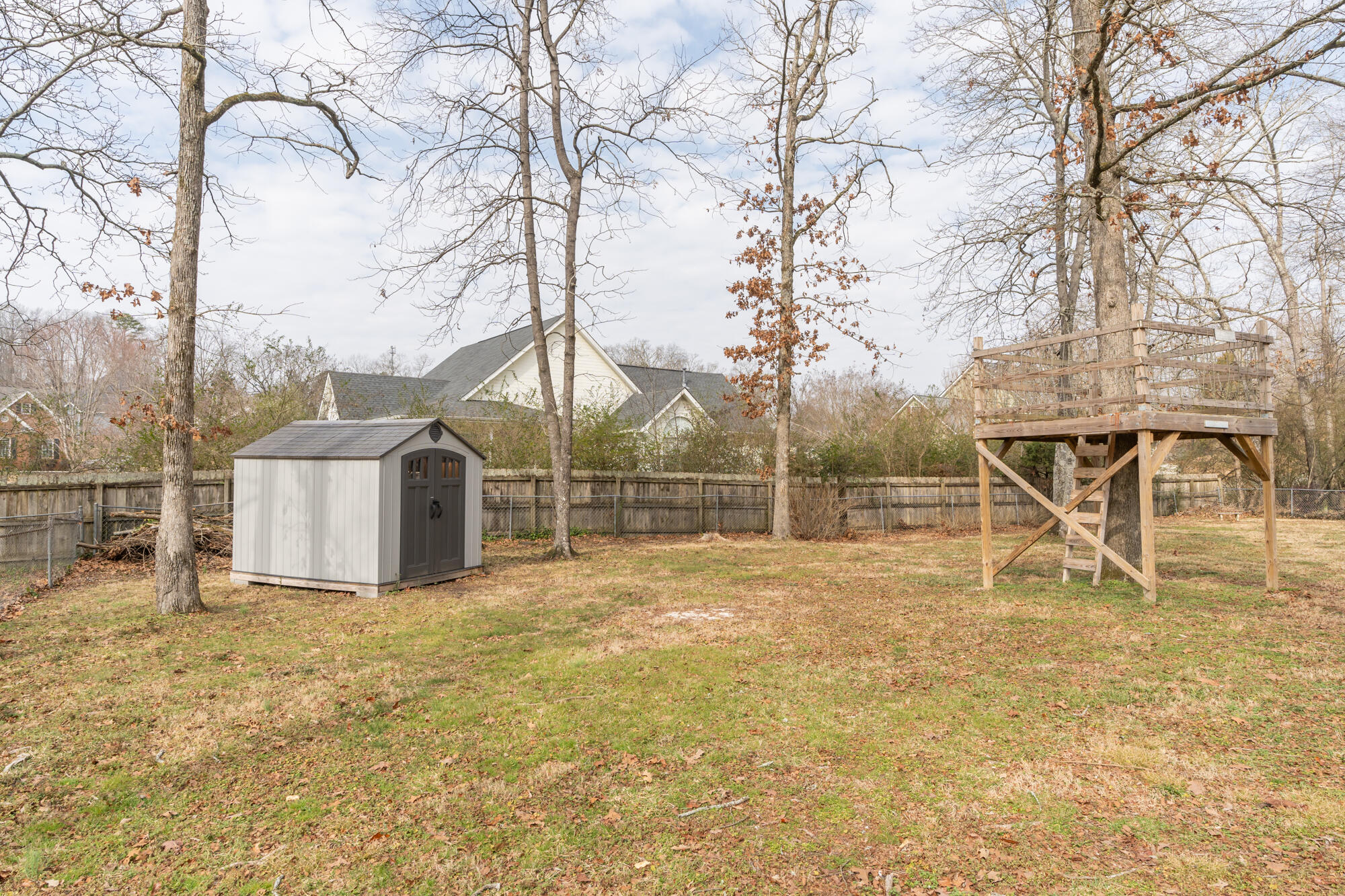 2509 Woodthrush Drive