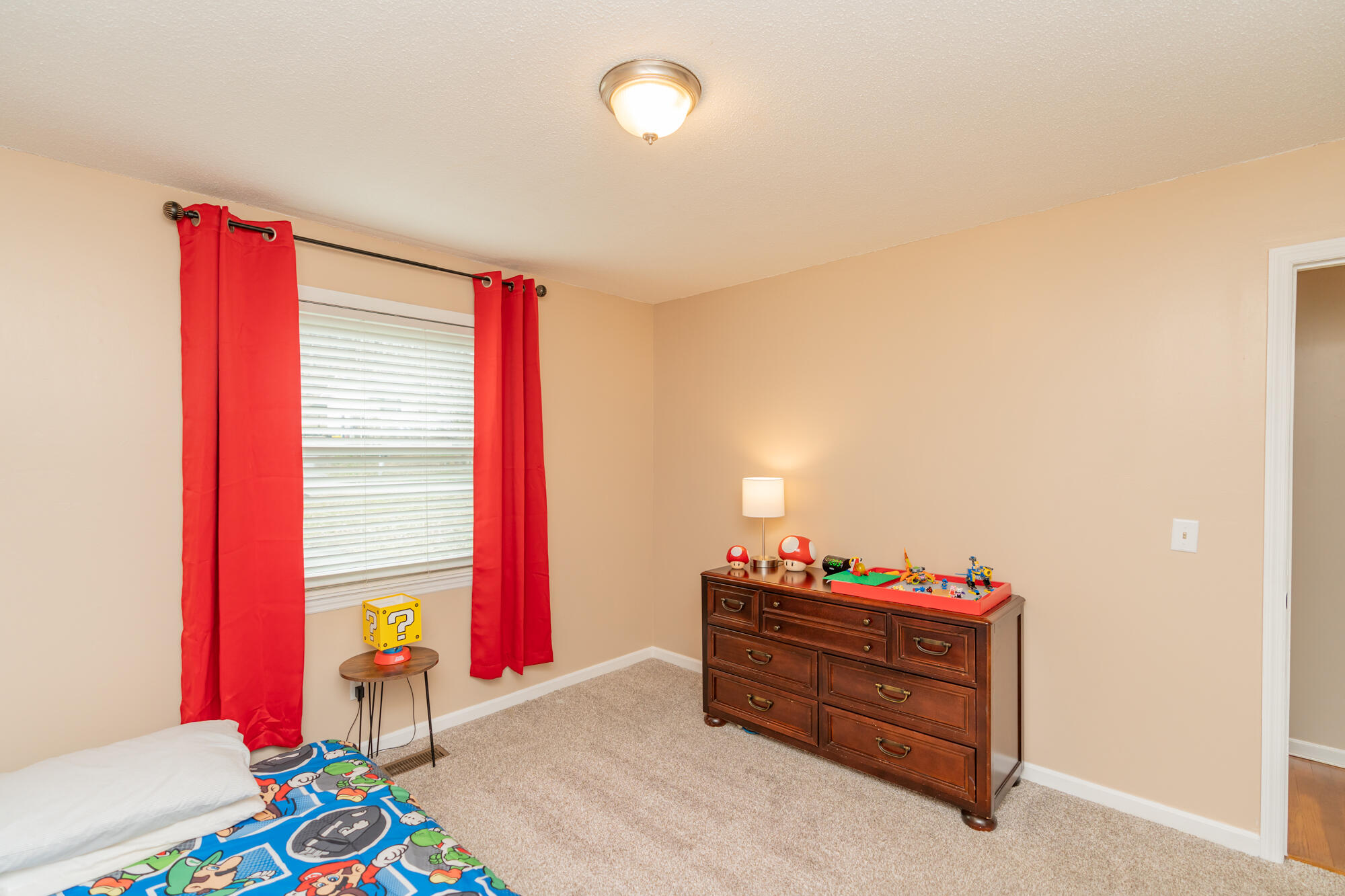 2509 Woodthrush Drive