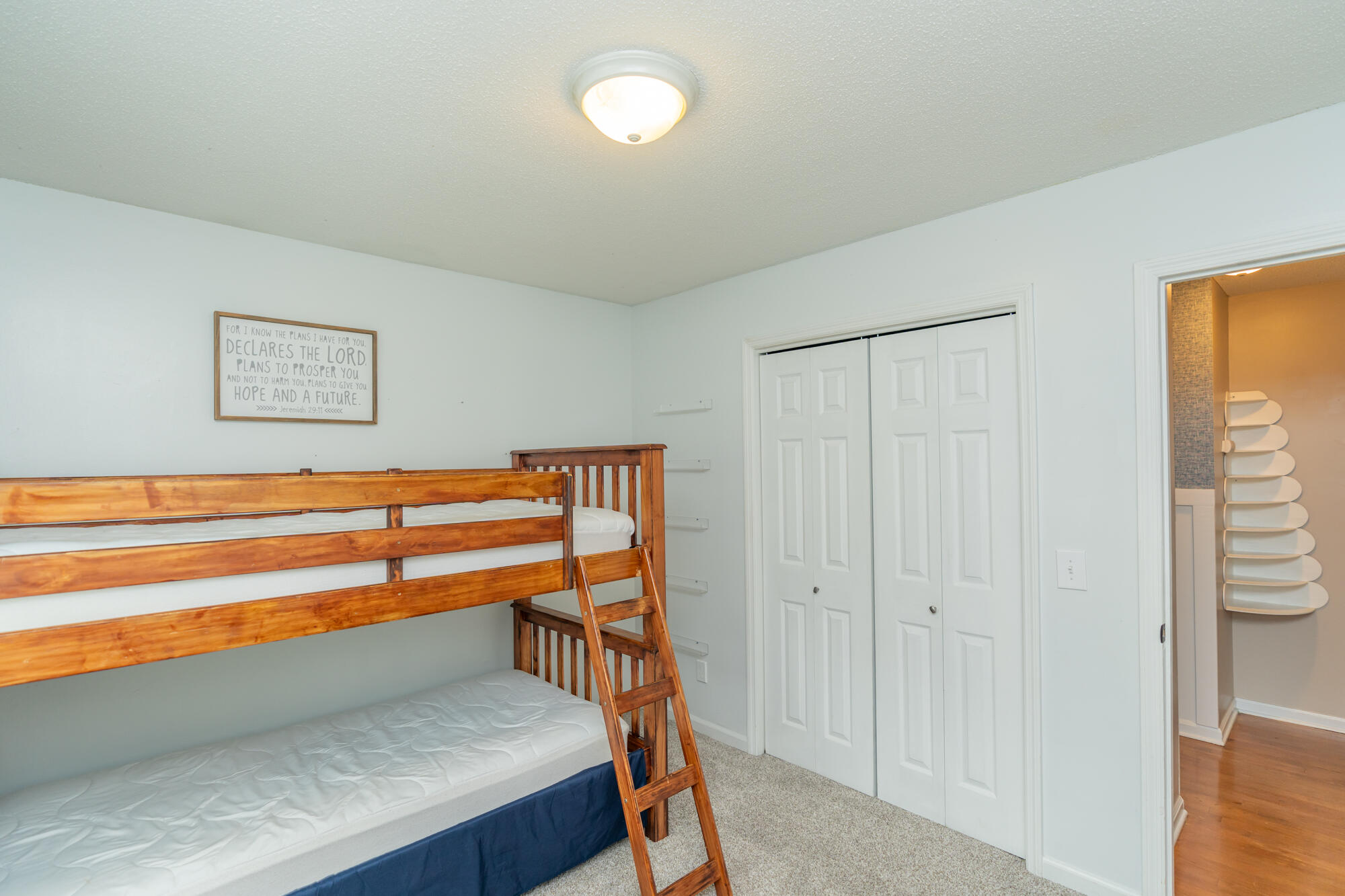 2509 Woodthrush Drive