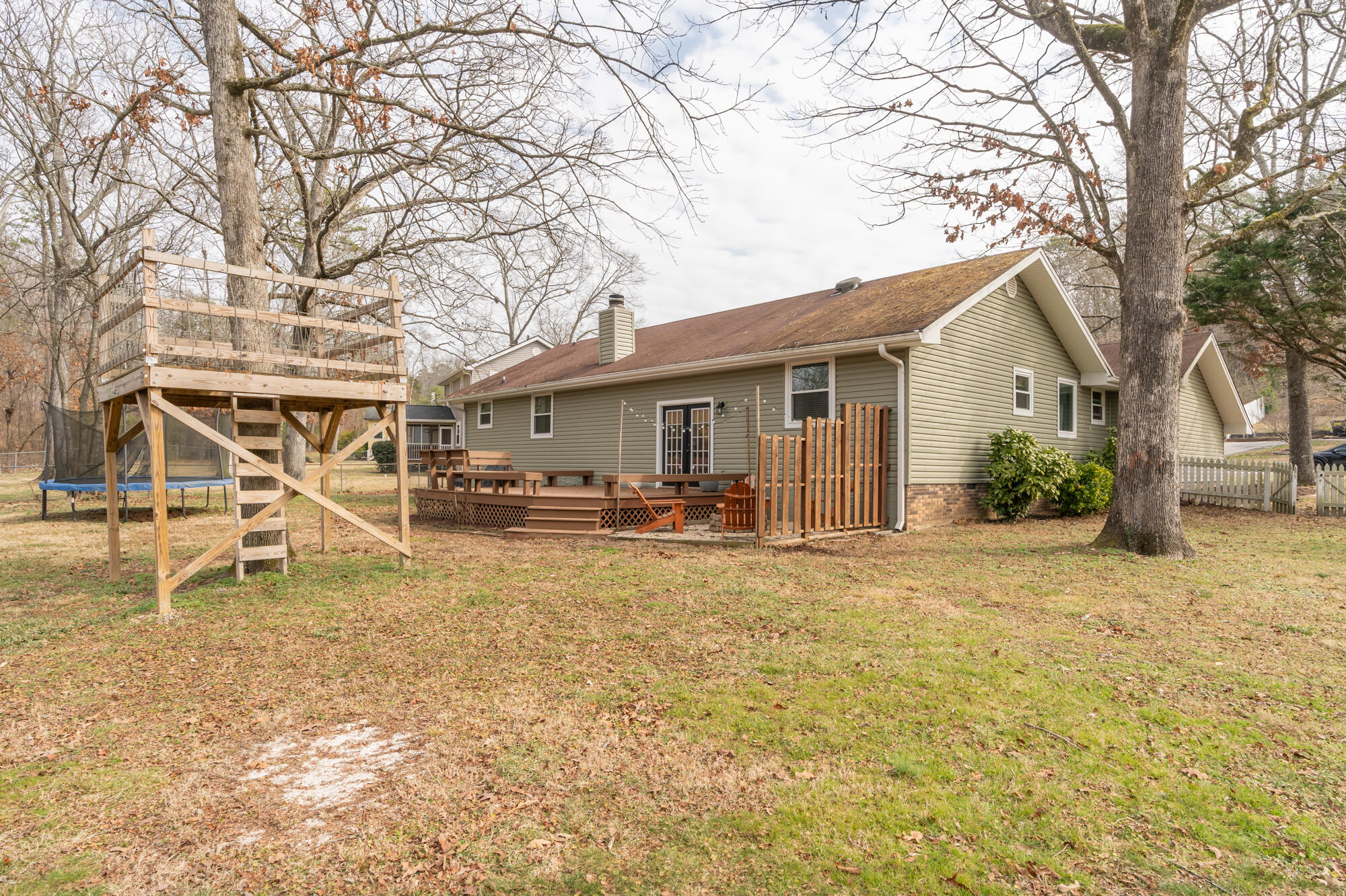2509 Woodthrush Drive