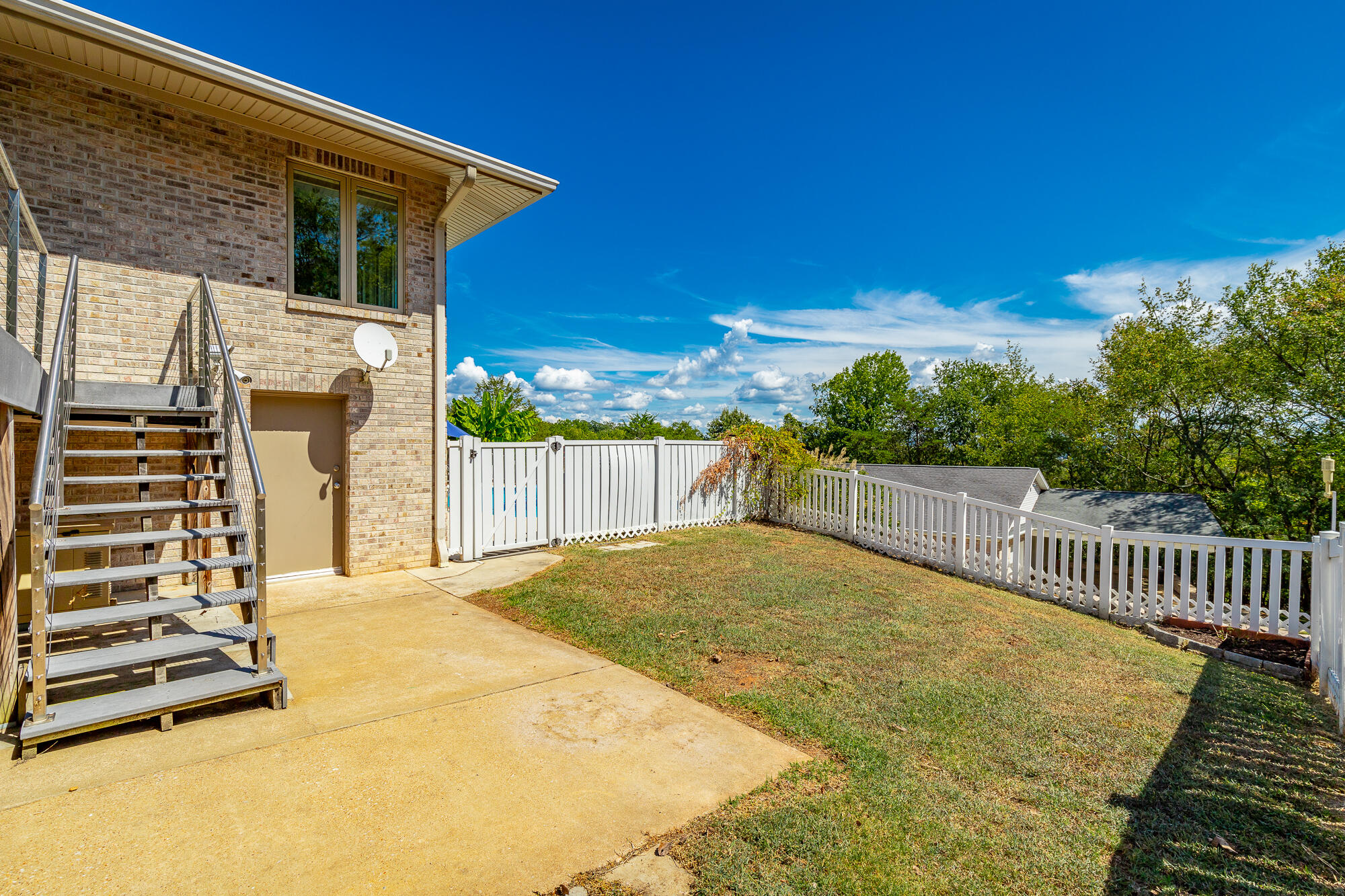6530 Fairview Road