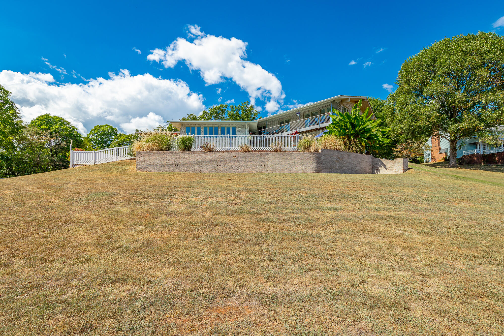 6530 Fairview Road