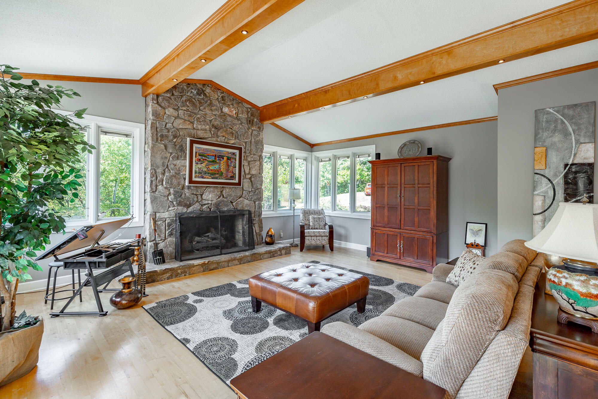 6530 Fairview Road