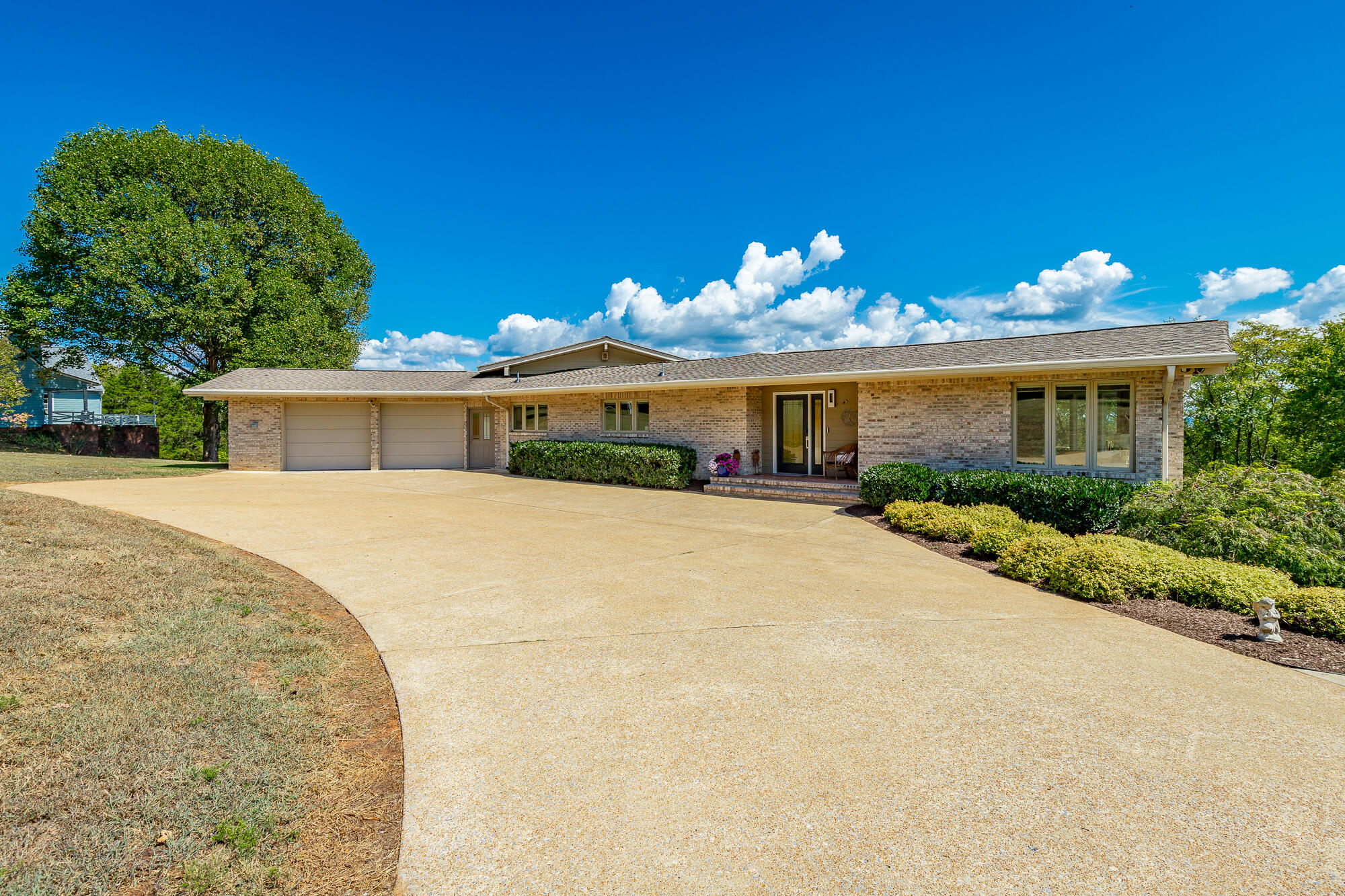 6530 Fairview Road