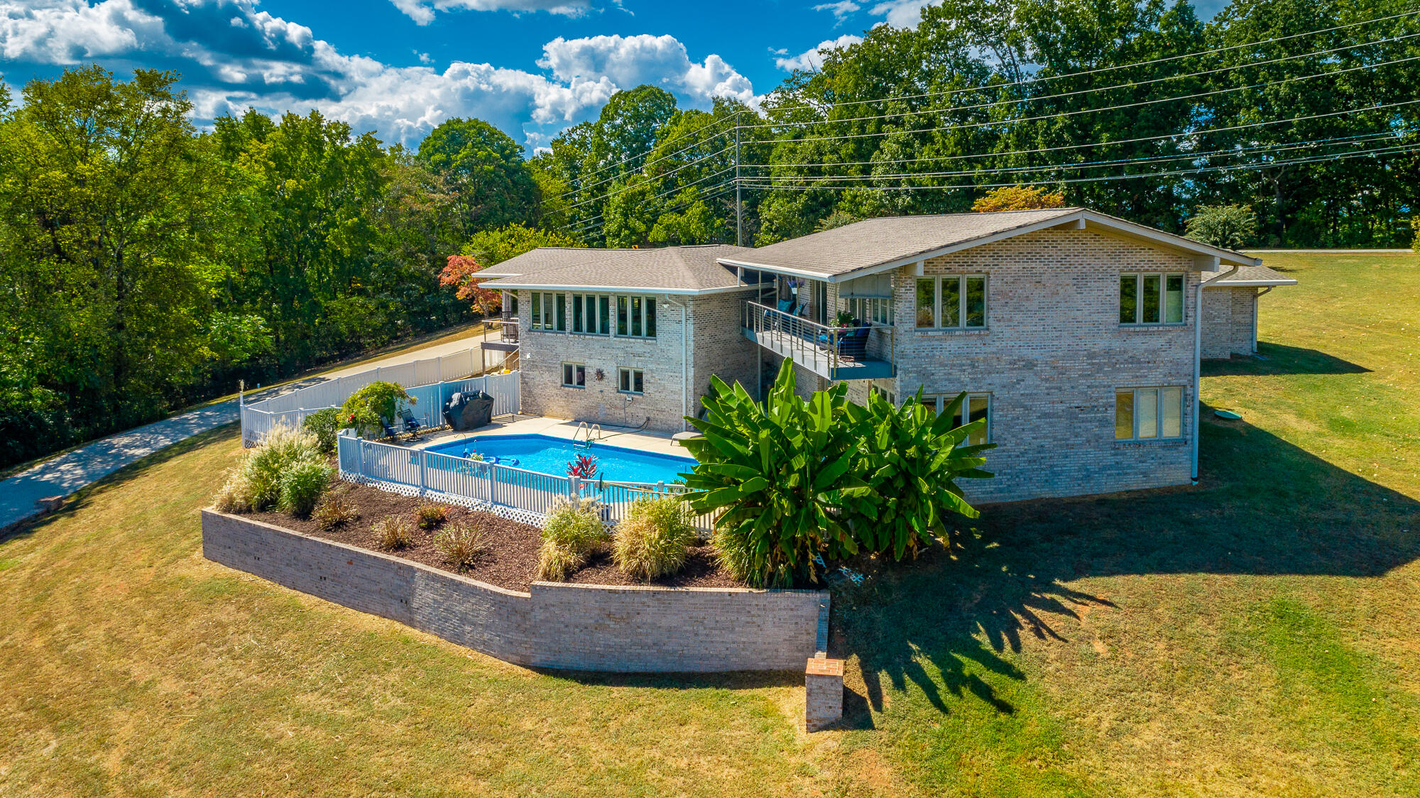 6530 Fairview Road