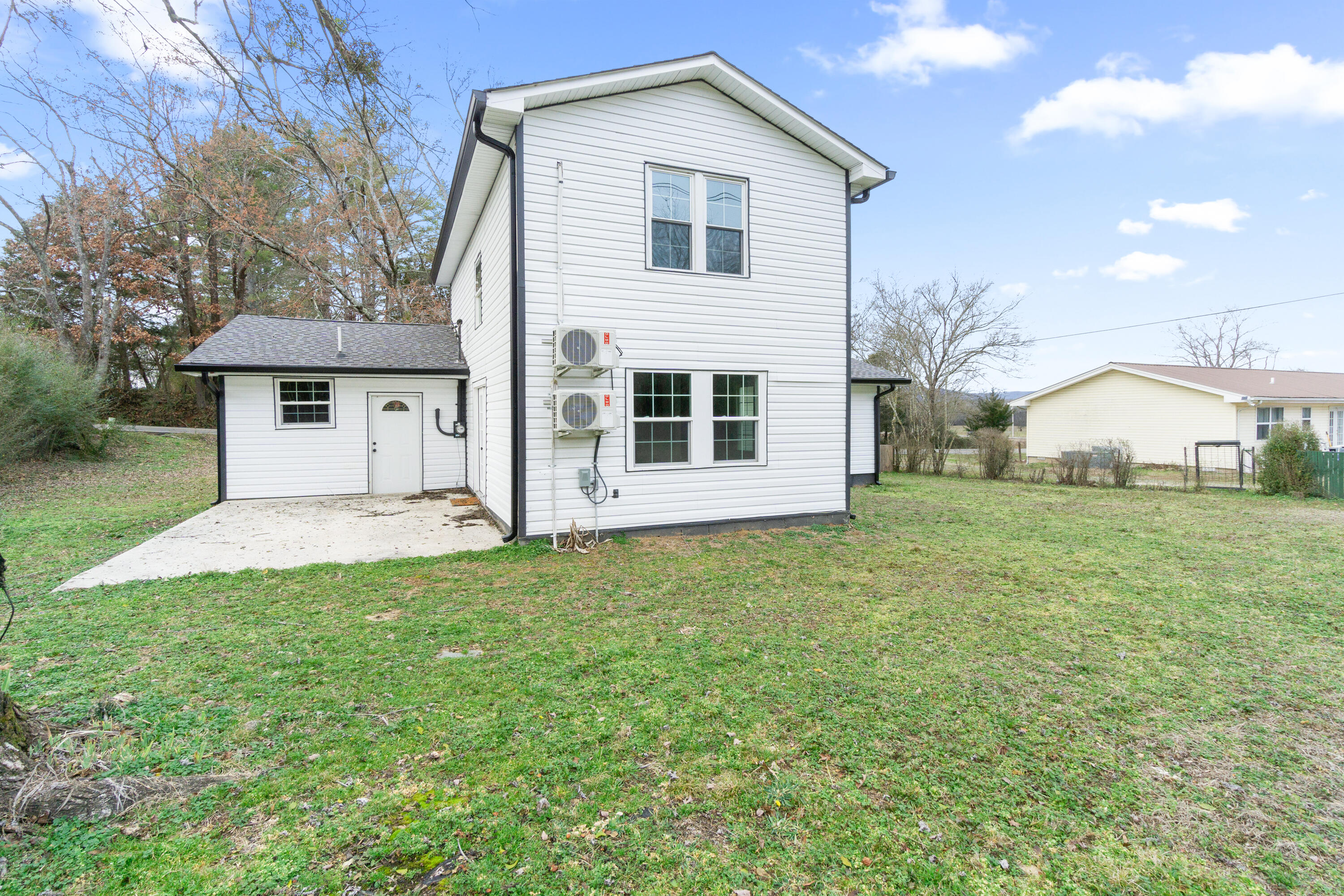 2703 Shellmound Road