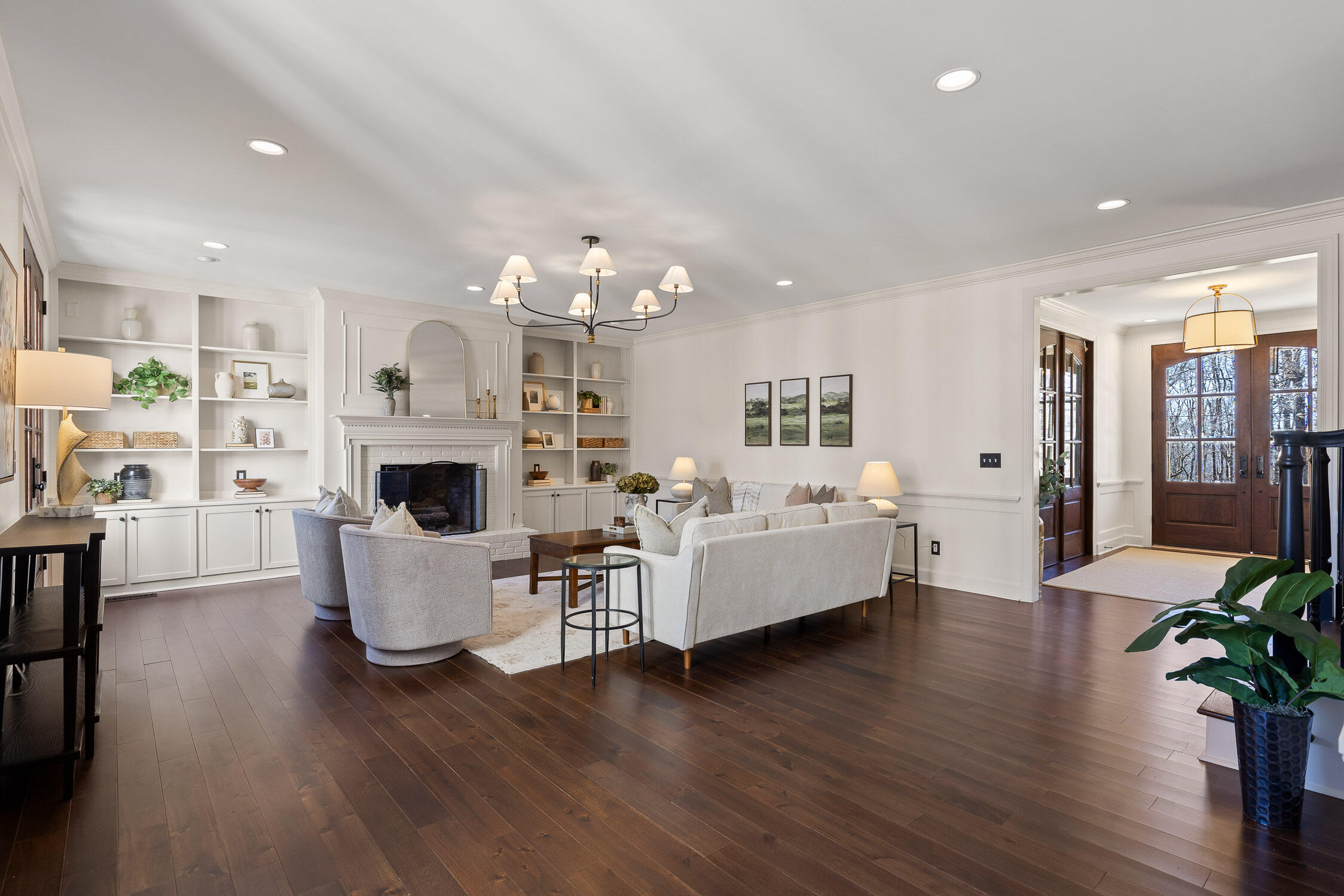1225 Scenic Highway