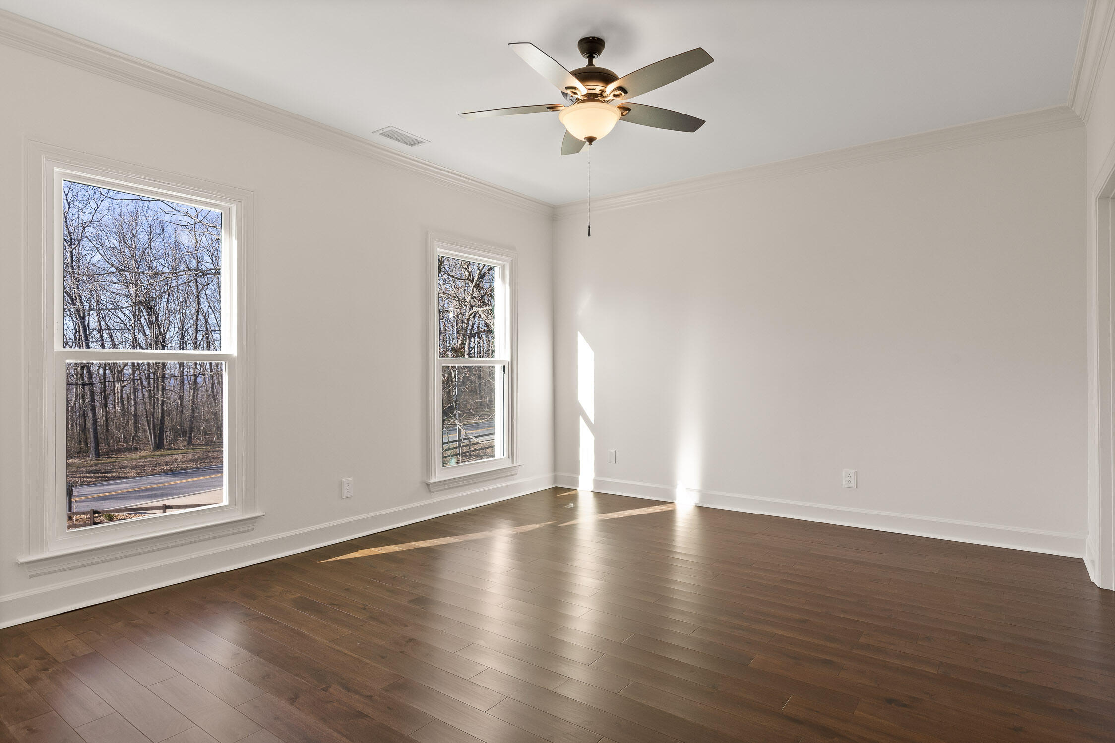 1225 Scenic Highway