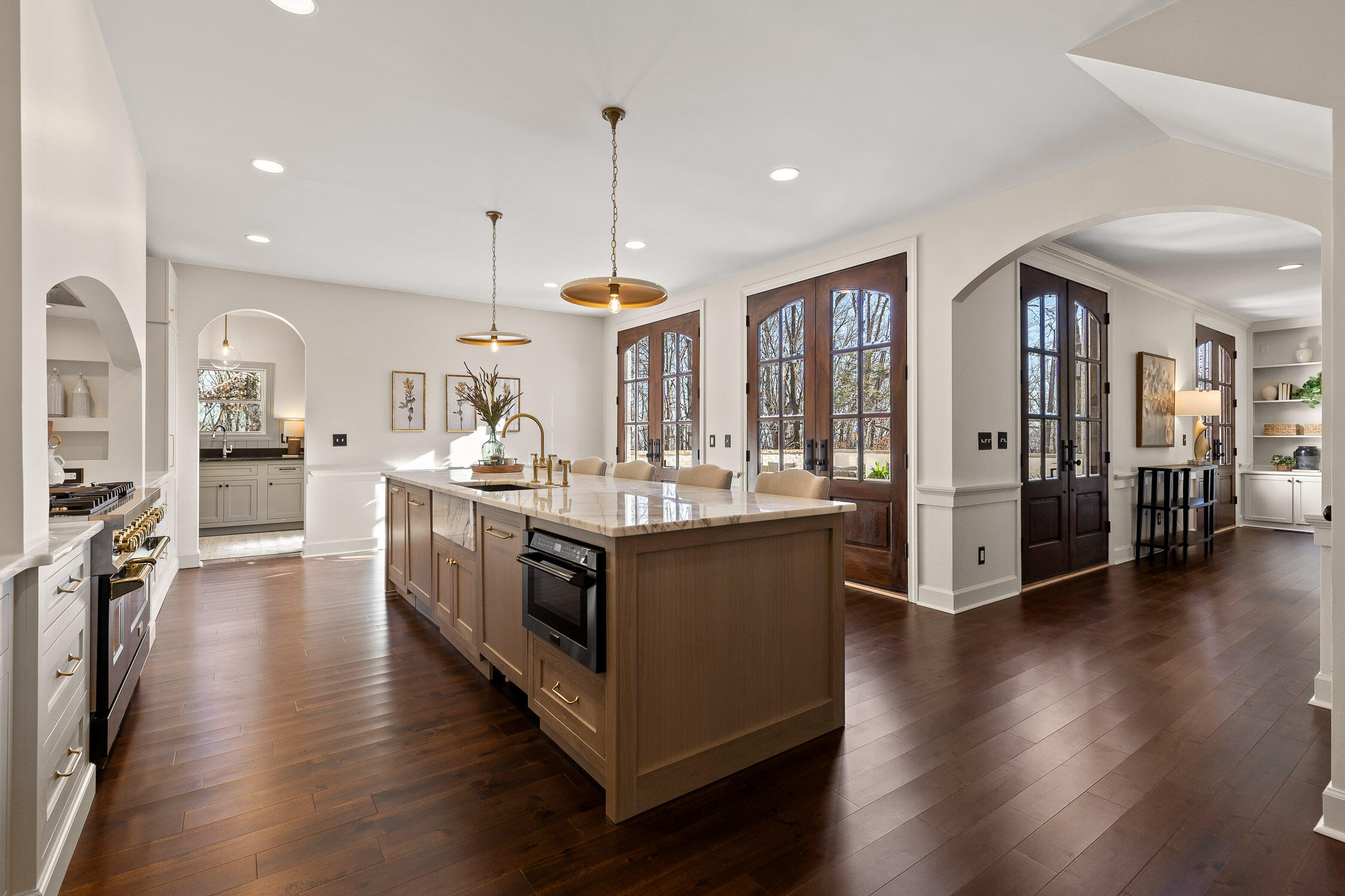 1225 Scenic Highway