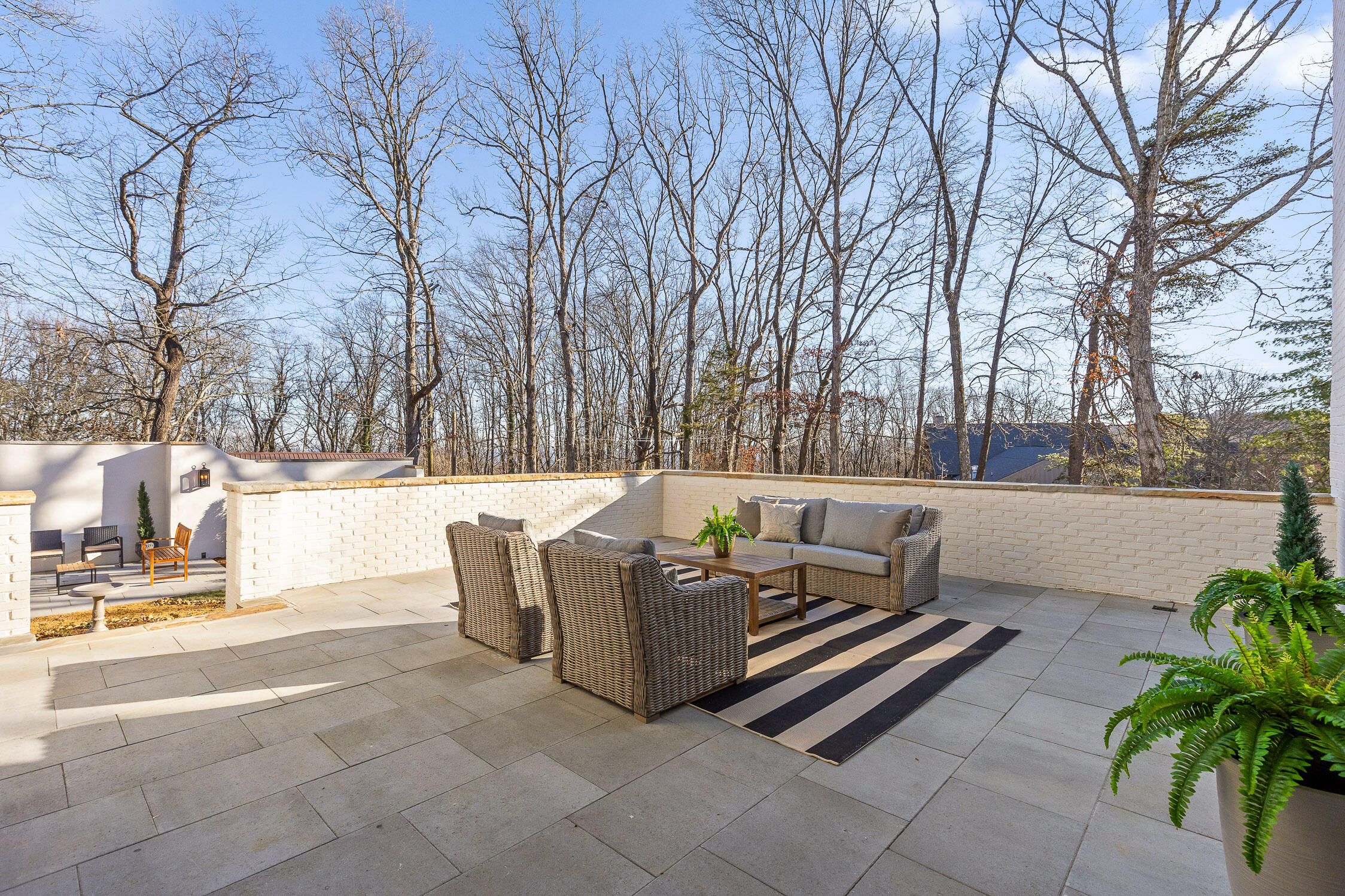 1225 Scenic Highway