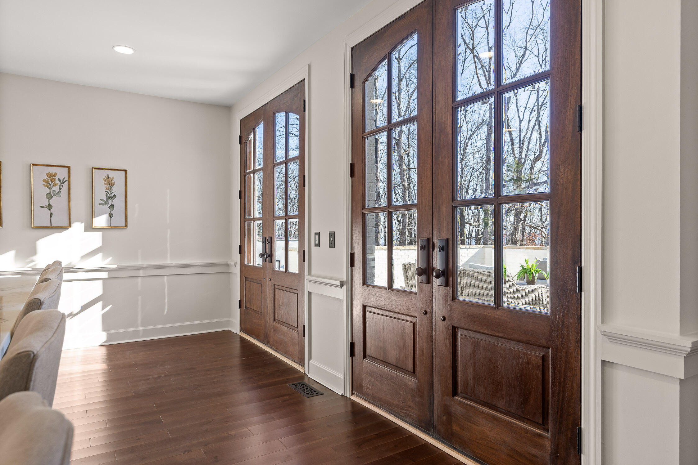 1225 Scenic Highway