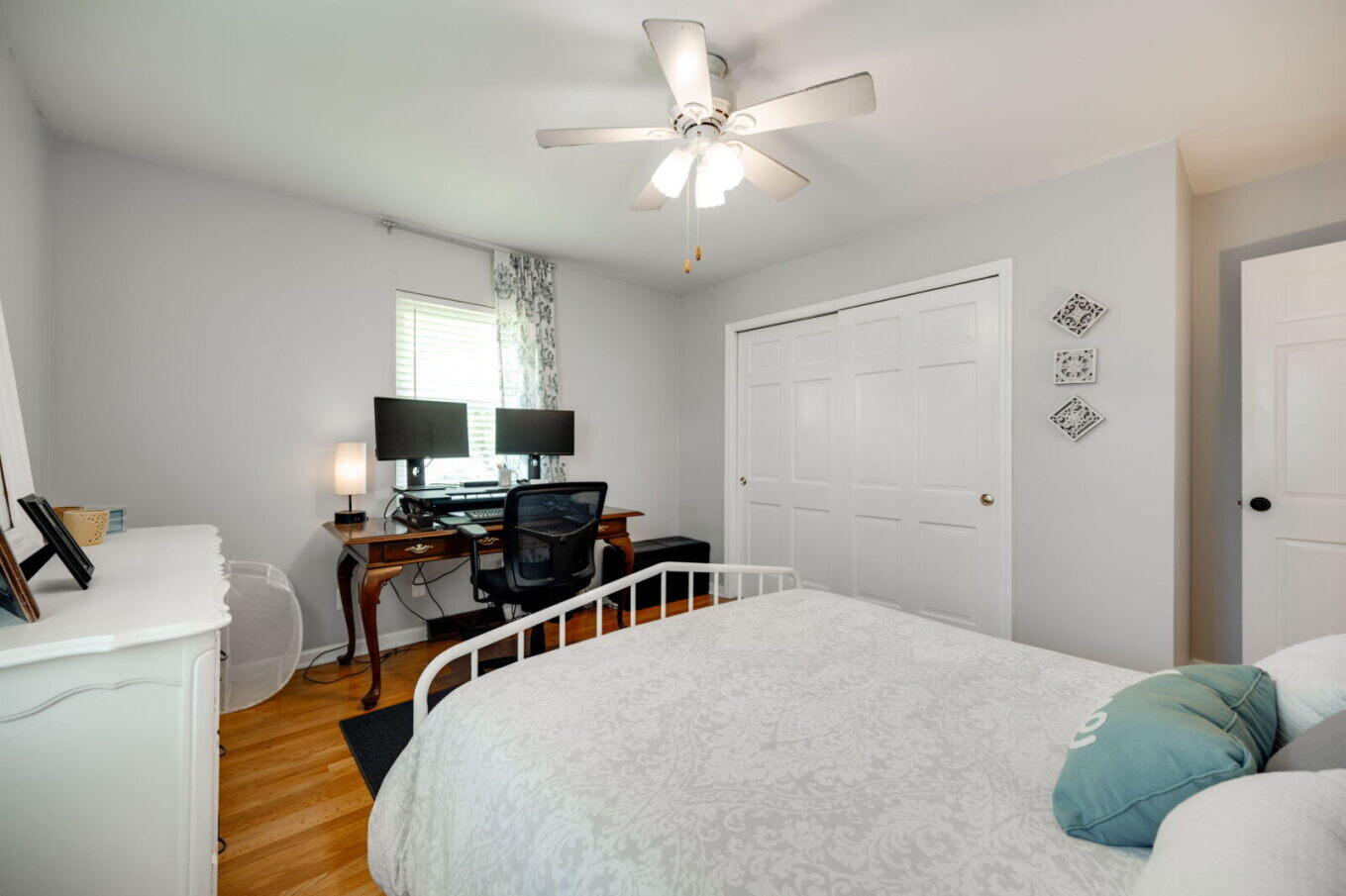 4005 Harbor Hills Road