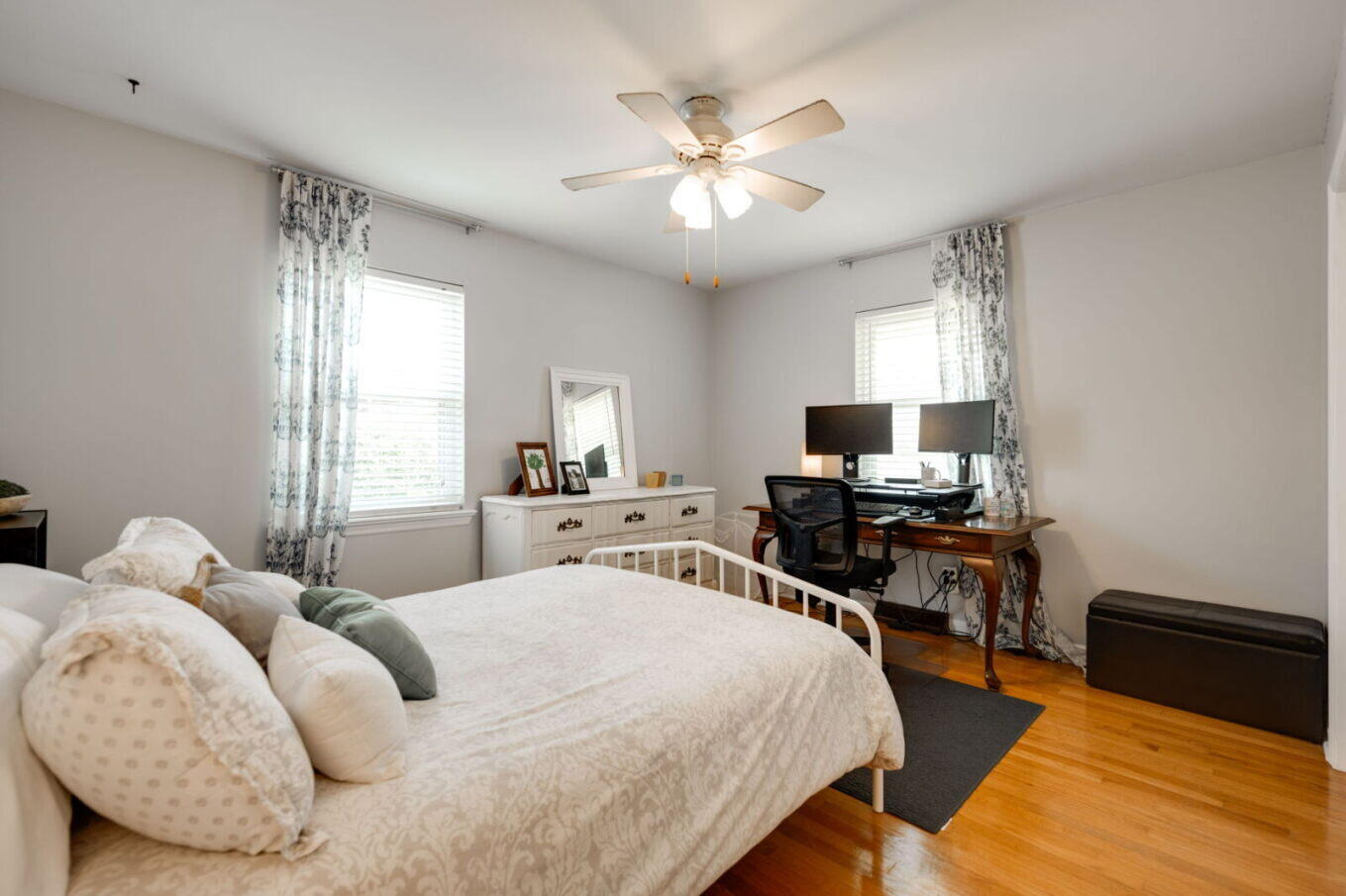 4005 Harbor Hills Road