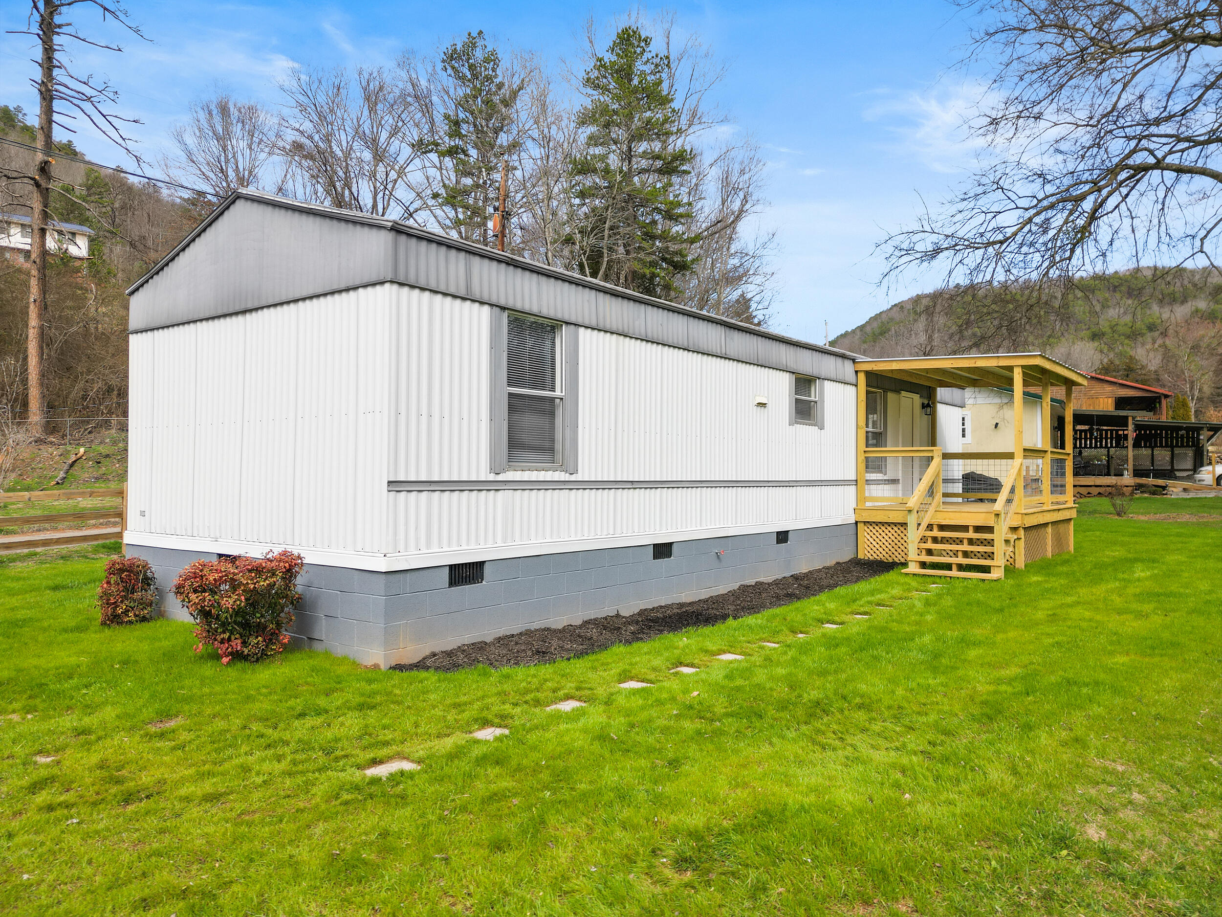 4273 Highway 134