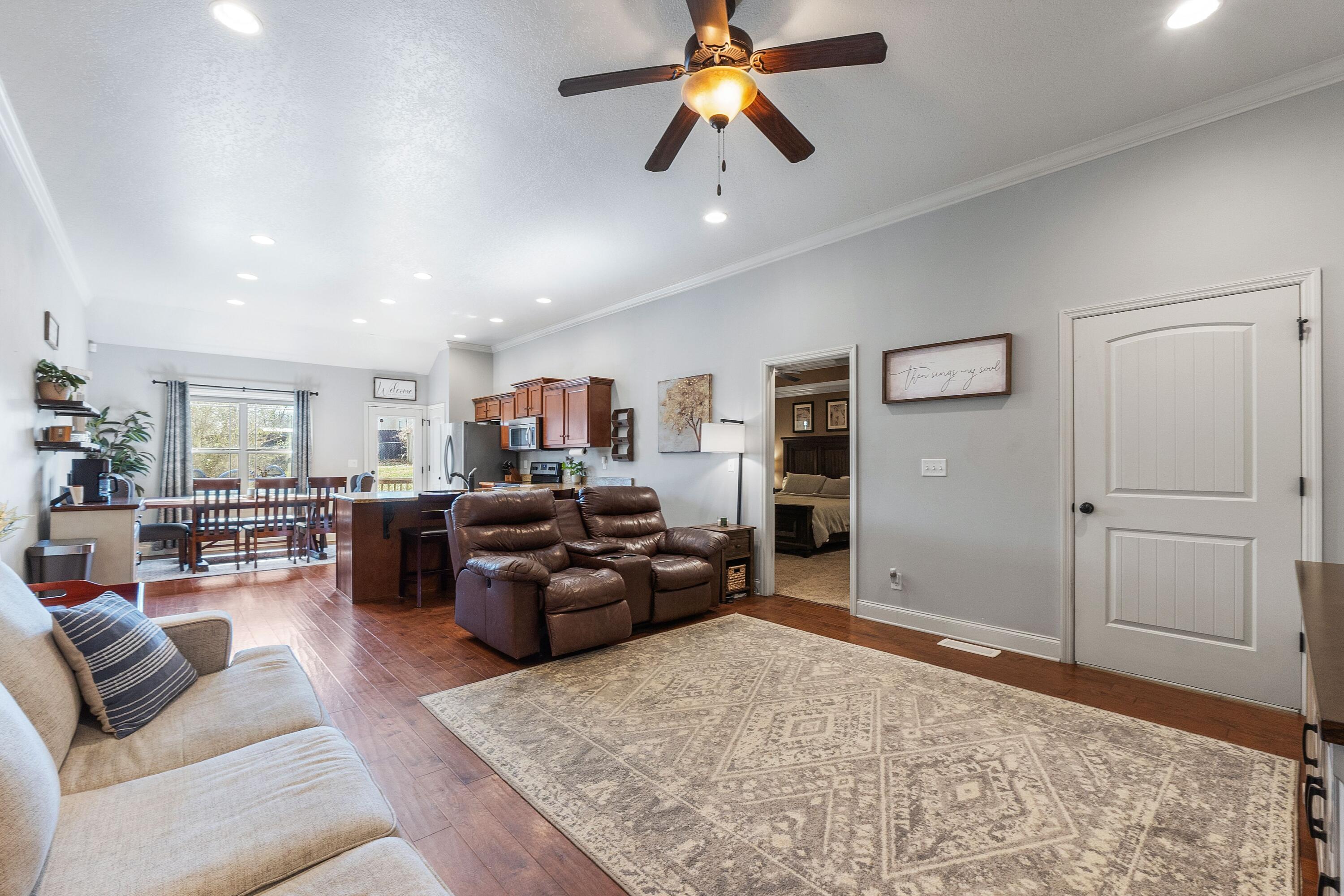4410 Paw Trail