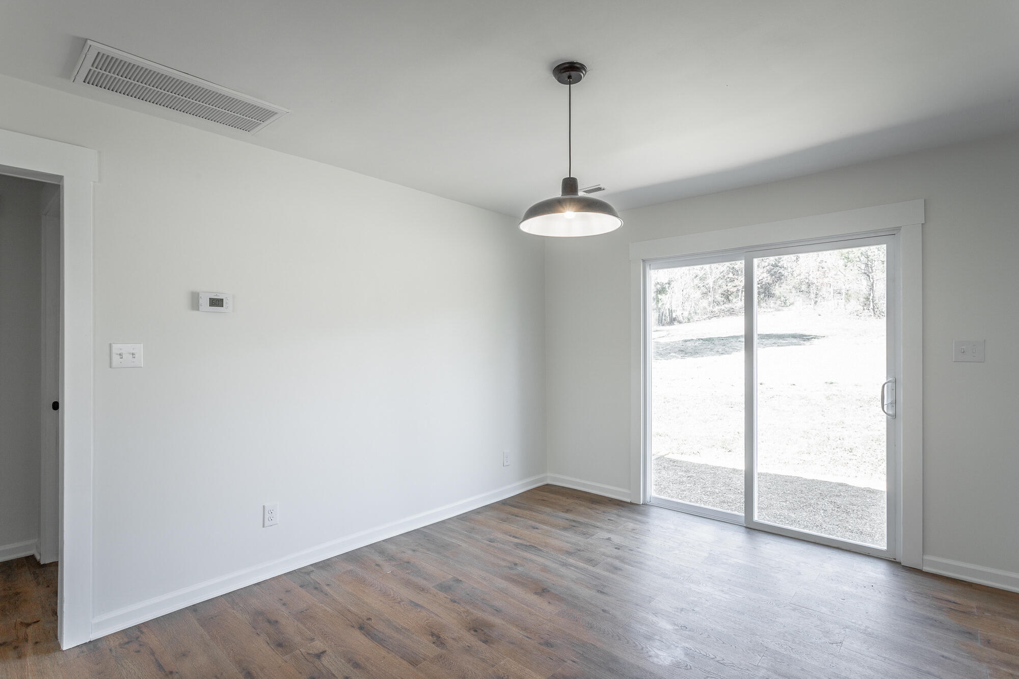 9742 Highway 193